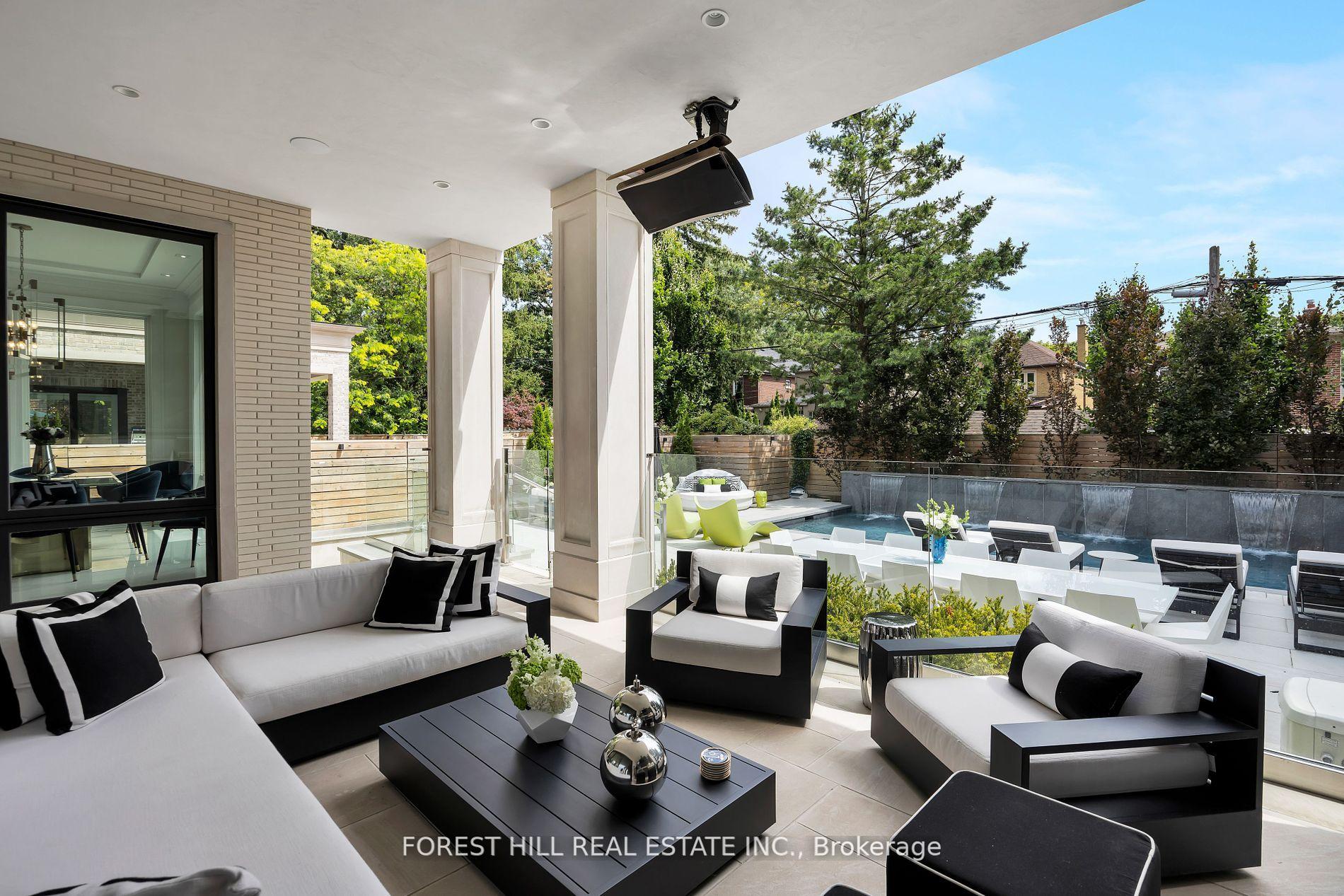 239 Cortleigh Boulevard