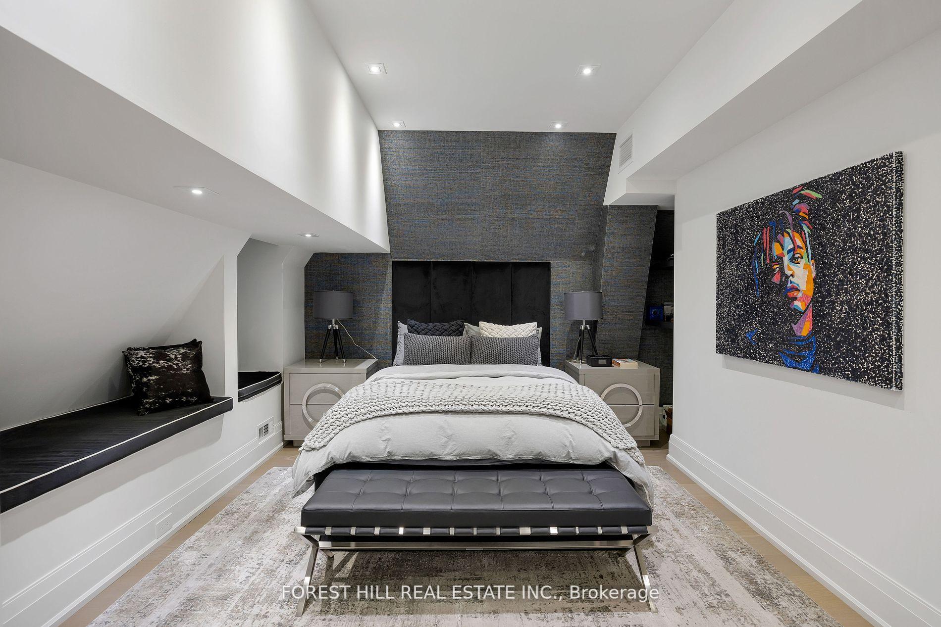 239 Cortleigh Boulevard