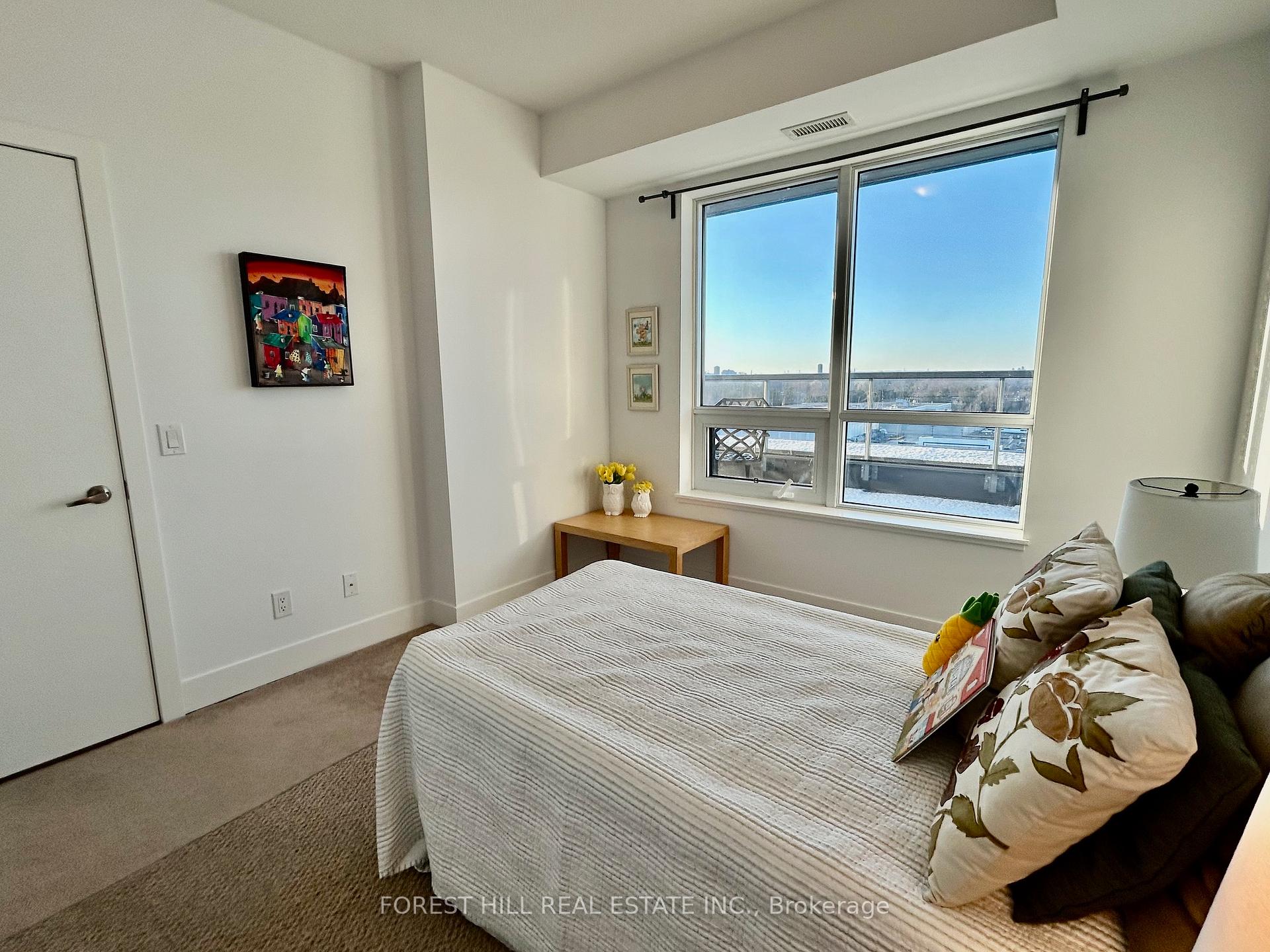 7 Kenaston Garden 716