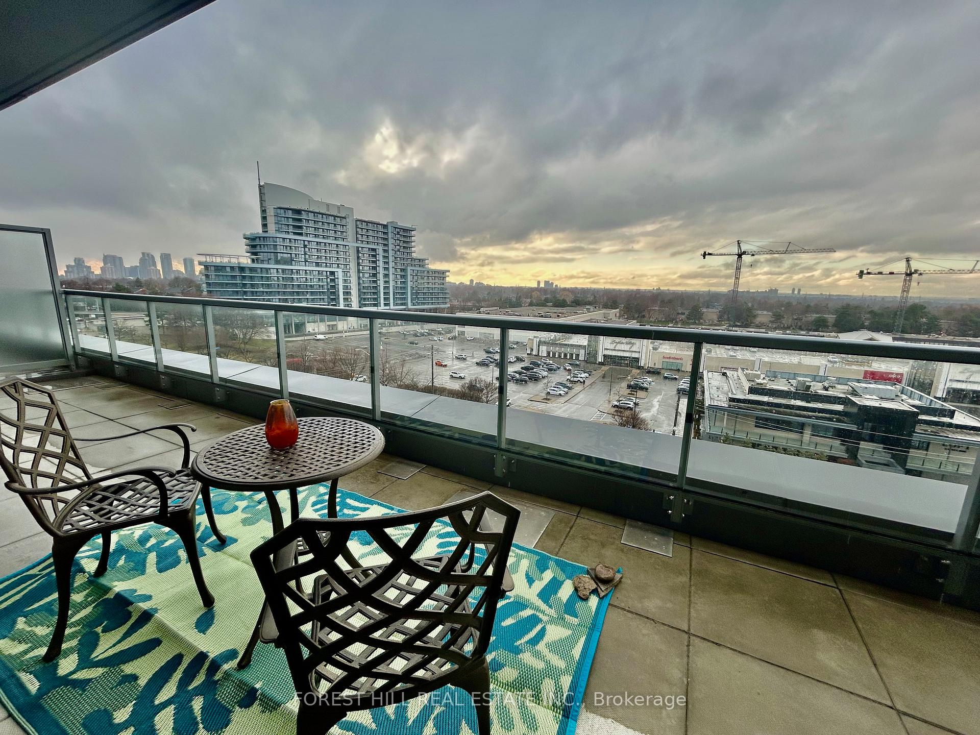 7 Kenaston Garden 716