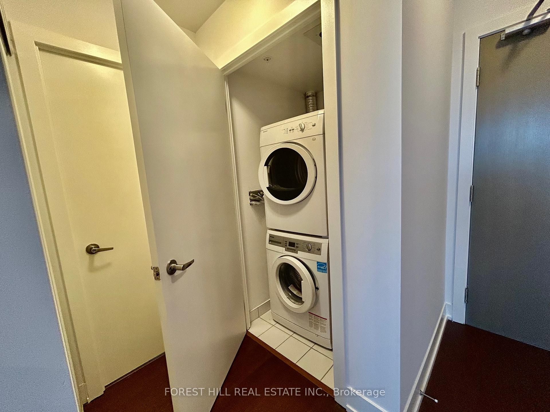 7 Kenaston Garden 716