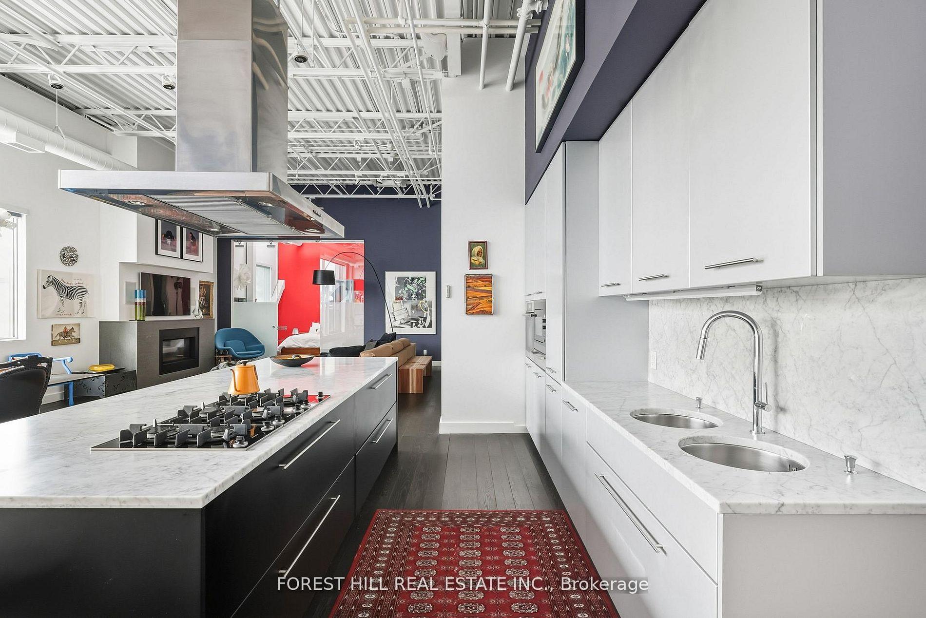 113 Dupont Street PH01