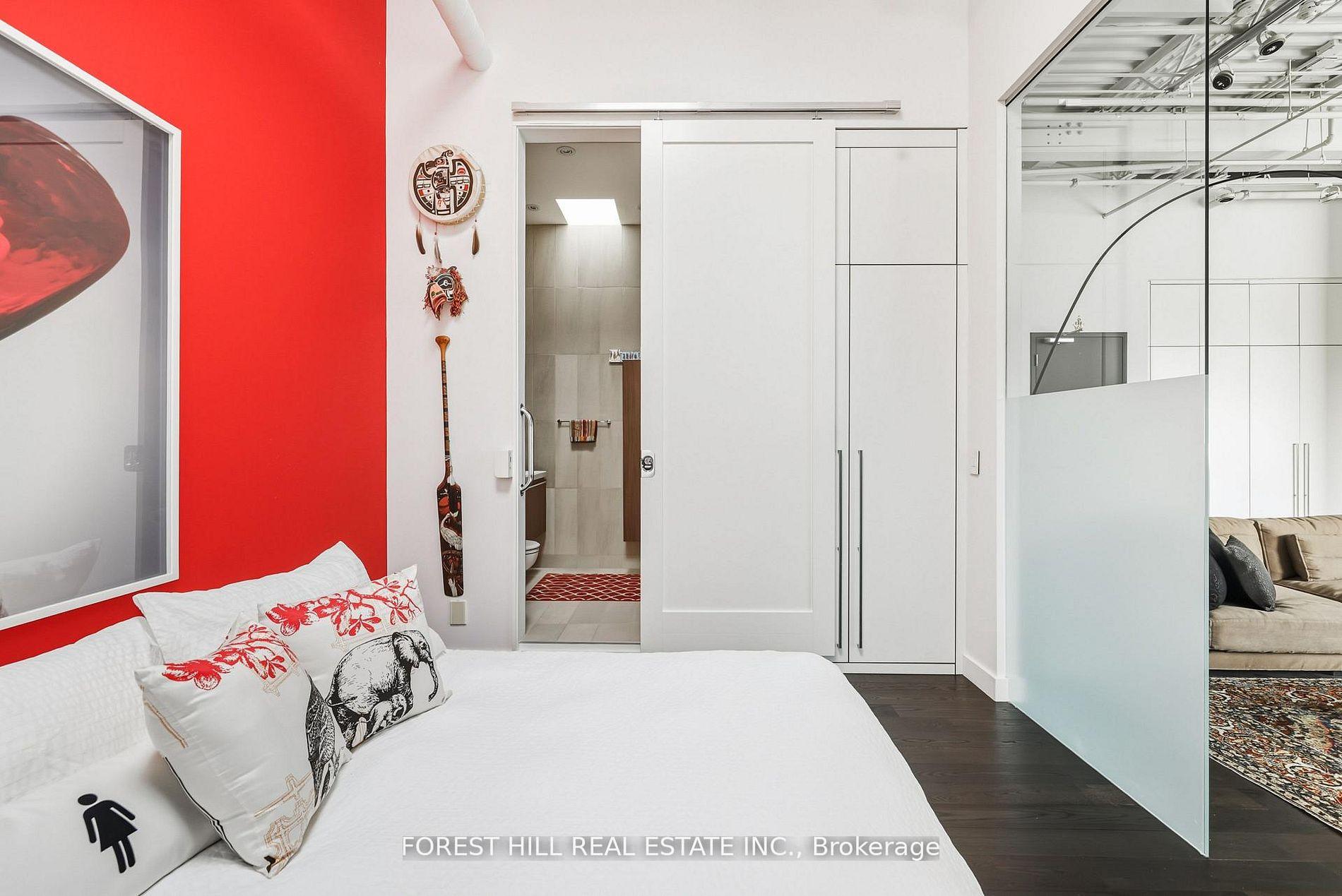 113 Dupont Street PH01