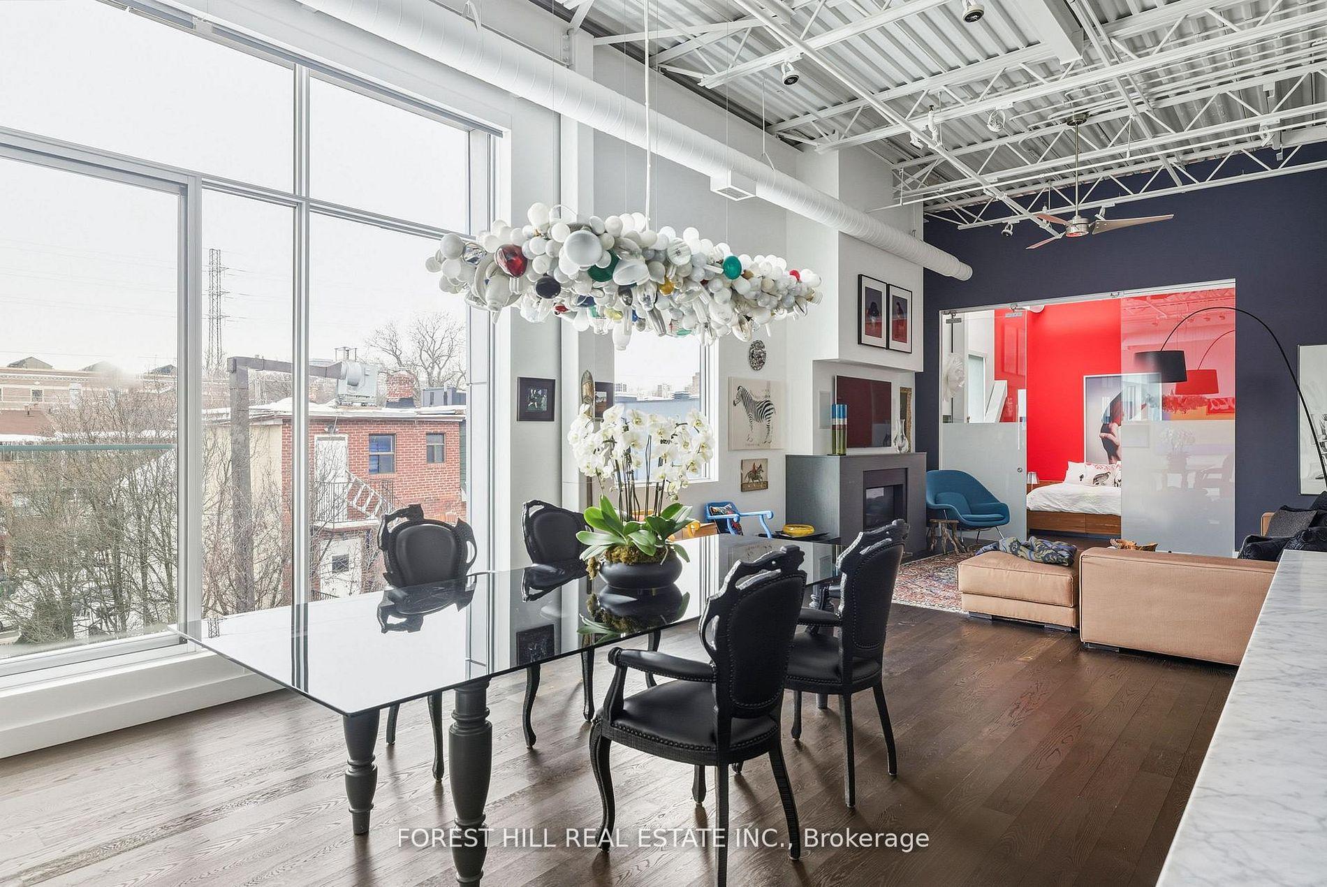 113 Dupont Street PH01
