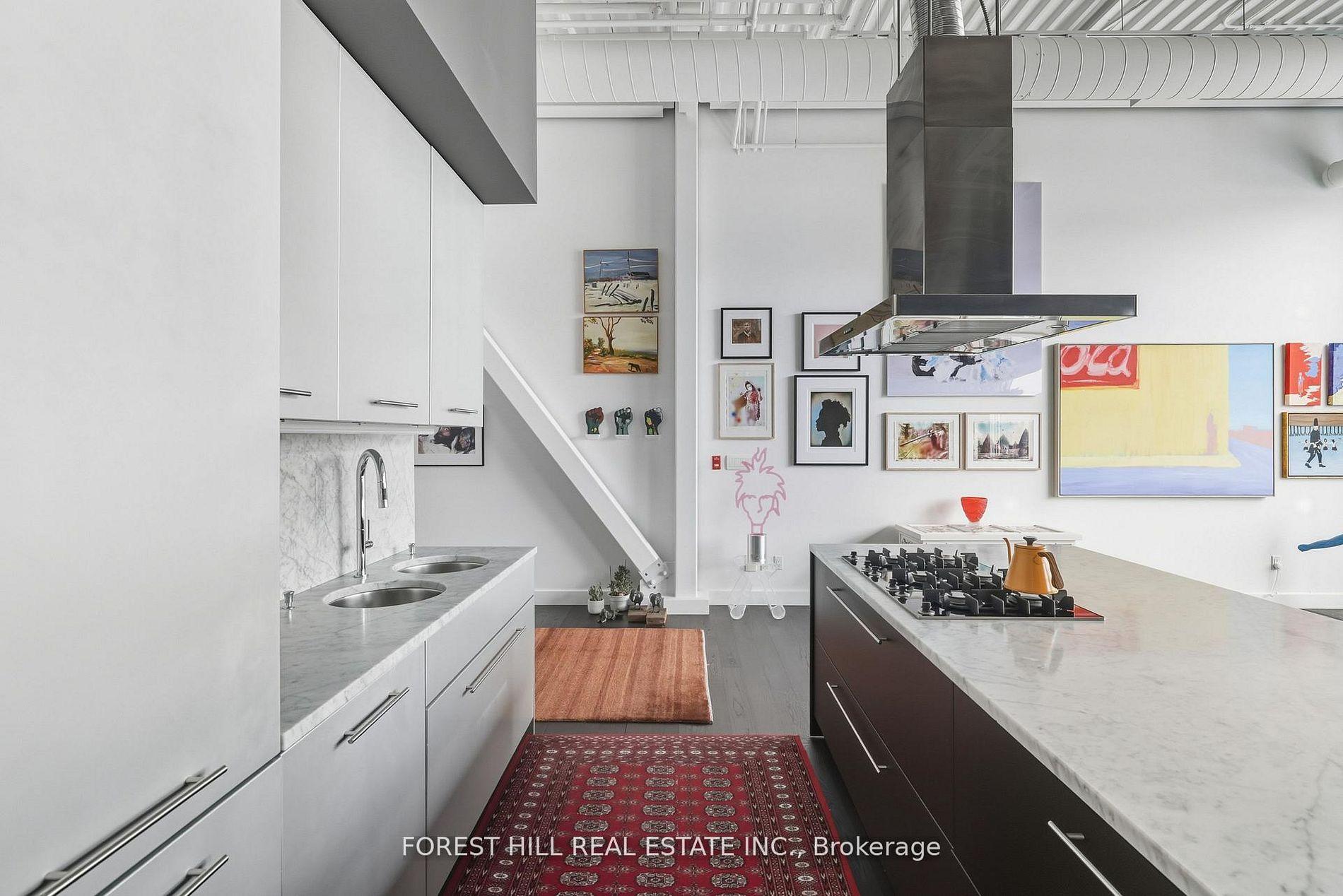 113 Dupont Street PH01