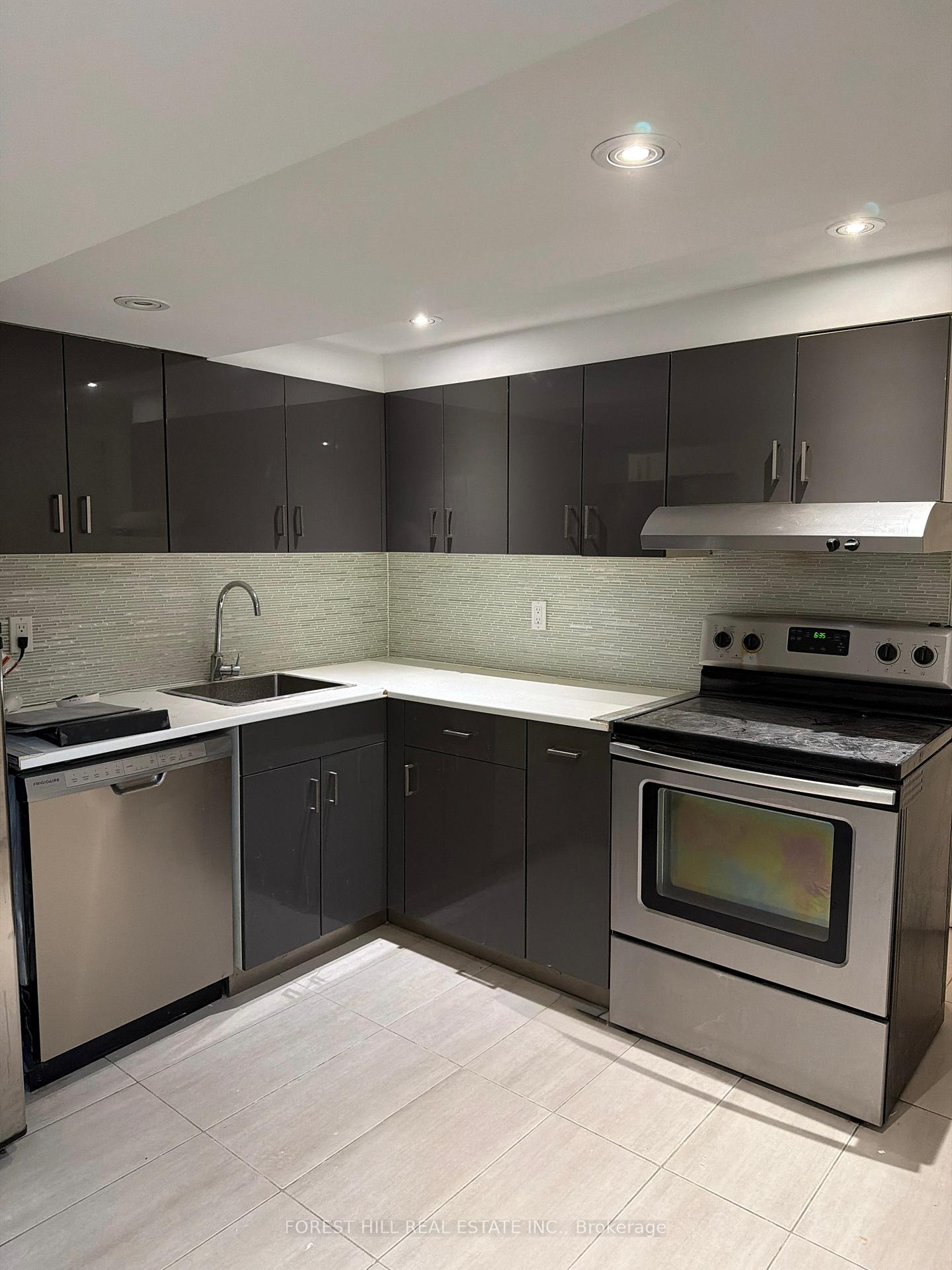 67 Brunswick Avenue Lower