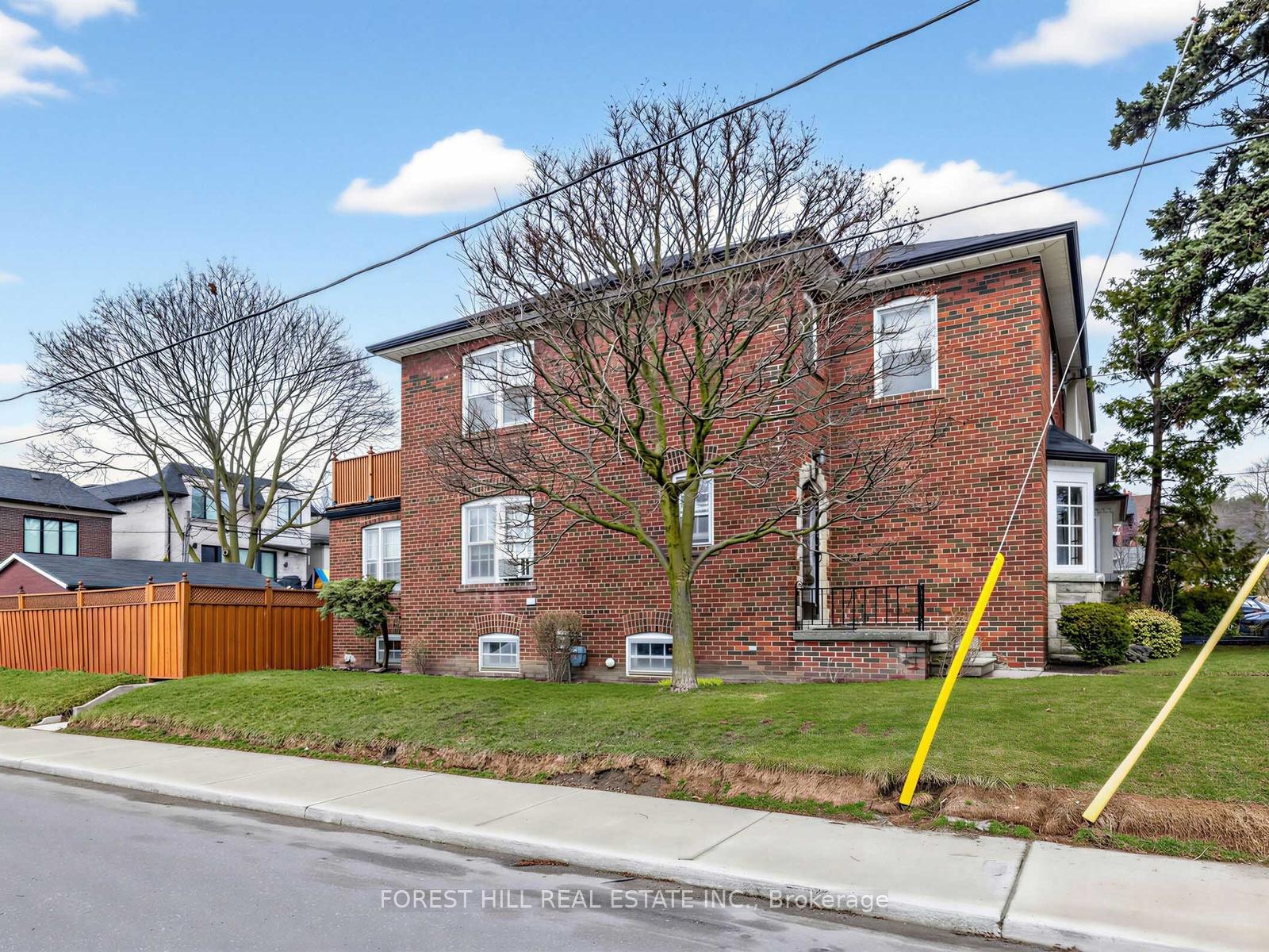 28 Castle Knock Road