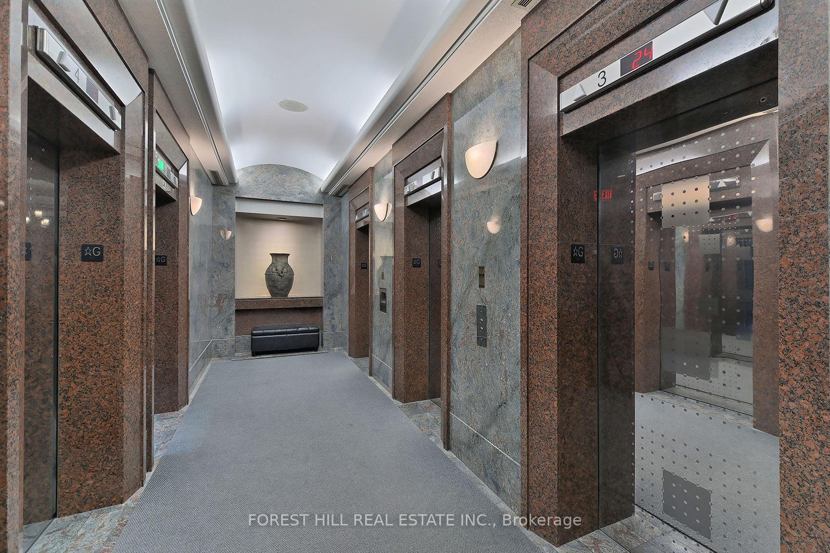 24 Wellesley Street W 2405