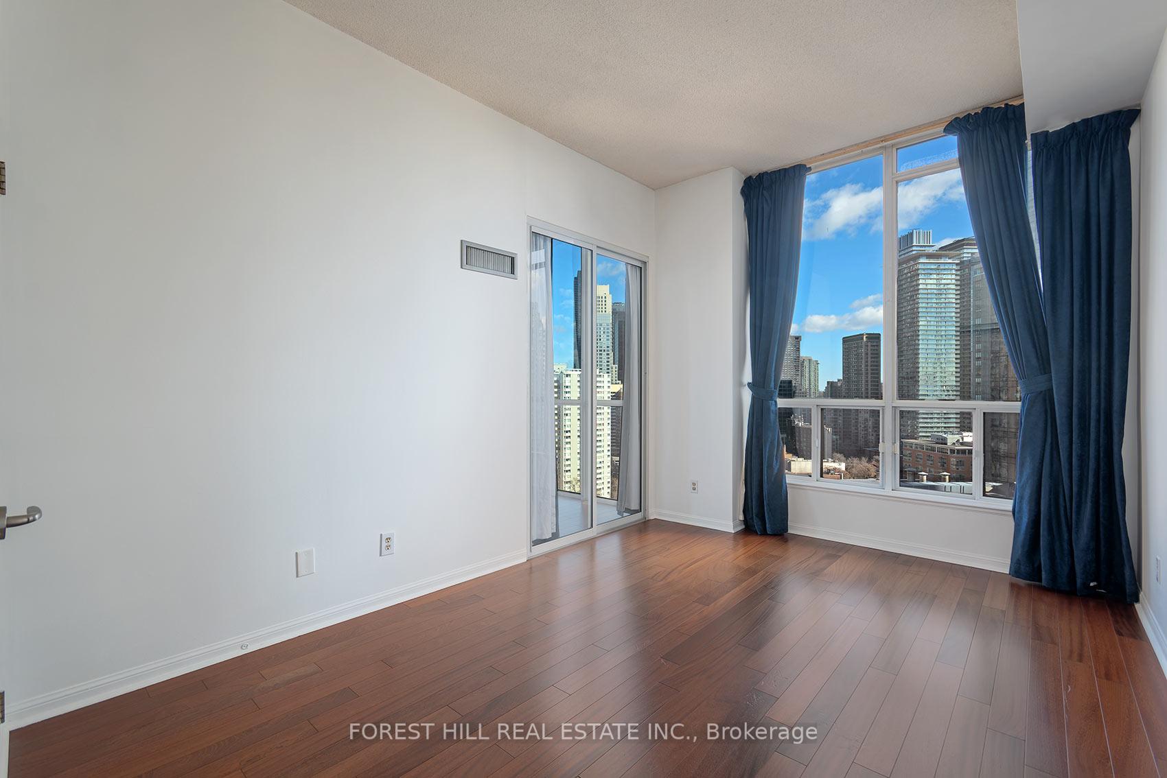 24 Wellesley Street W 2405