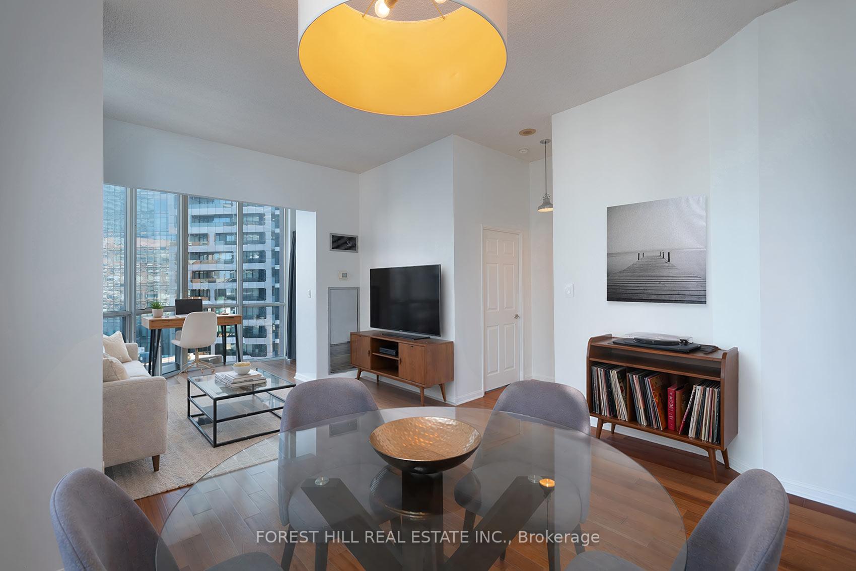 24 Wellesley Street W 2405
