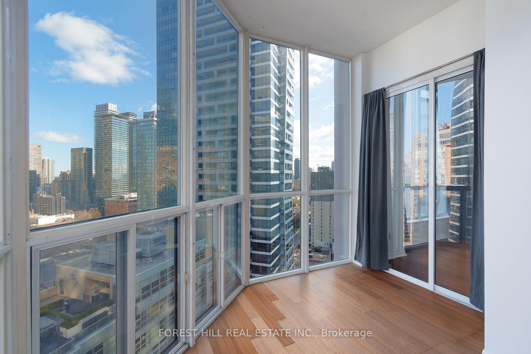 24 Wellesley Street W 2405