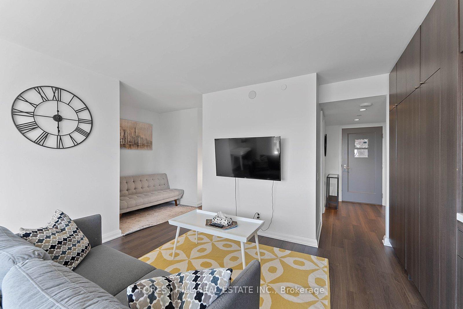 155 Yorkville Avenue 2917