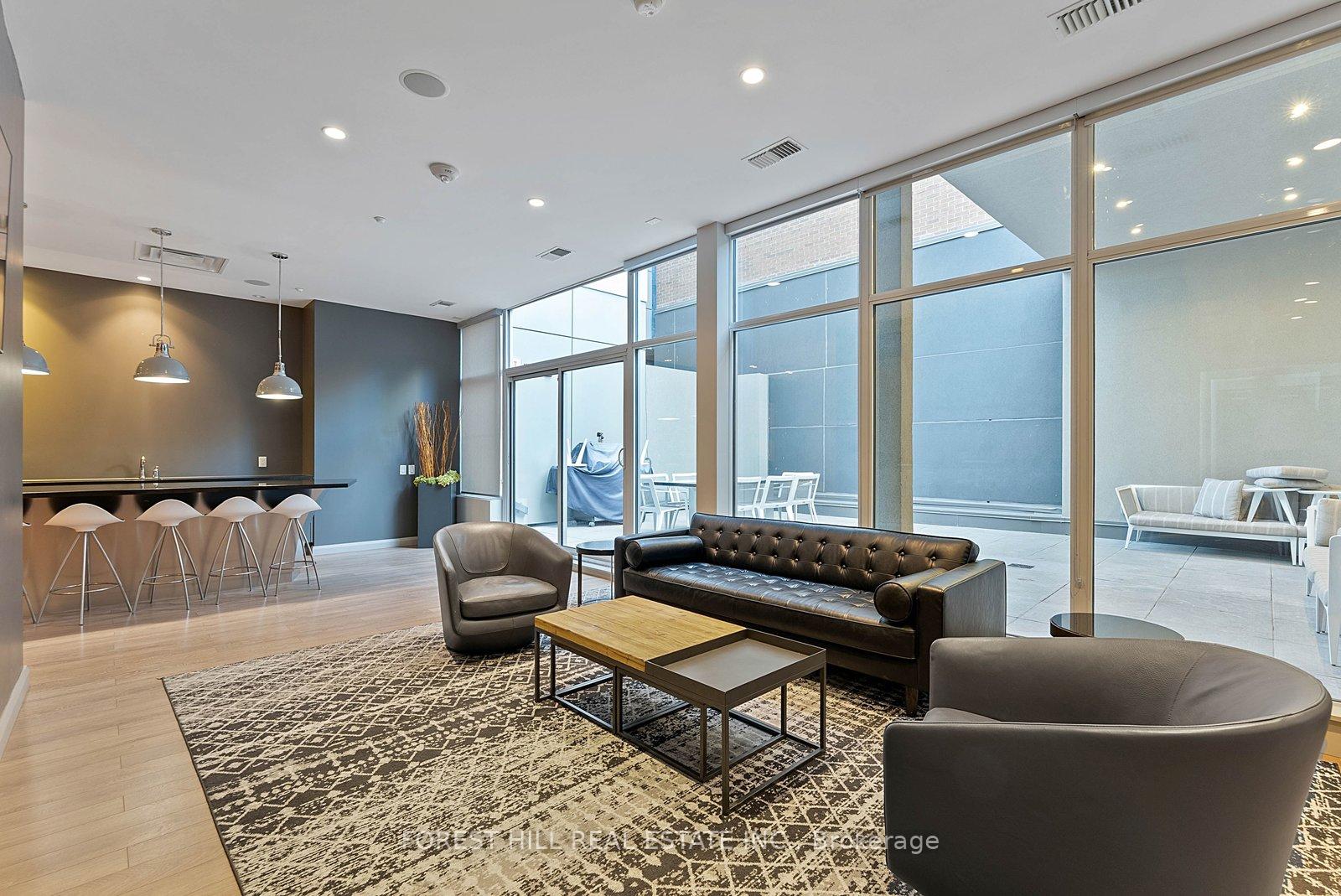 155 Yorkville Avenue 2917