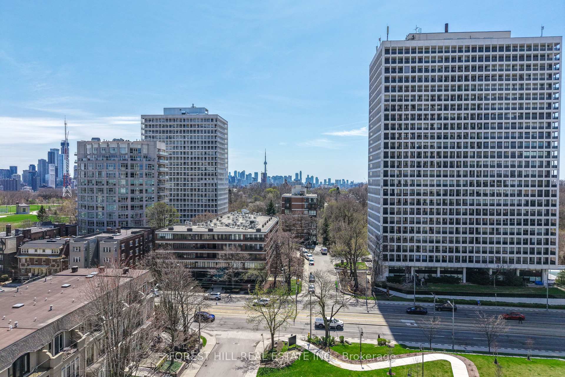 349 St Clair Avenue W 115