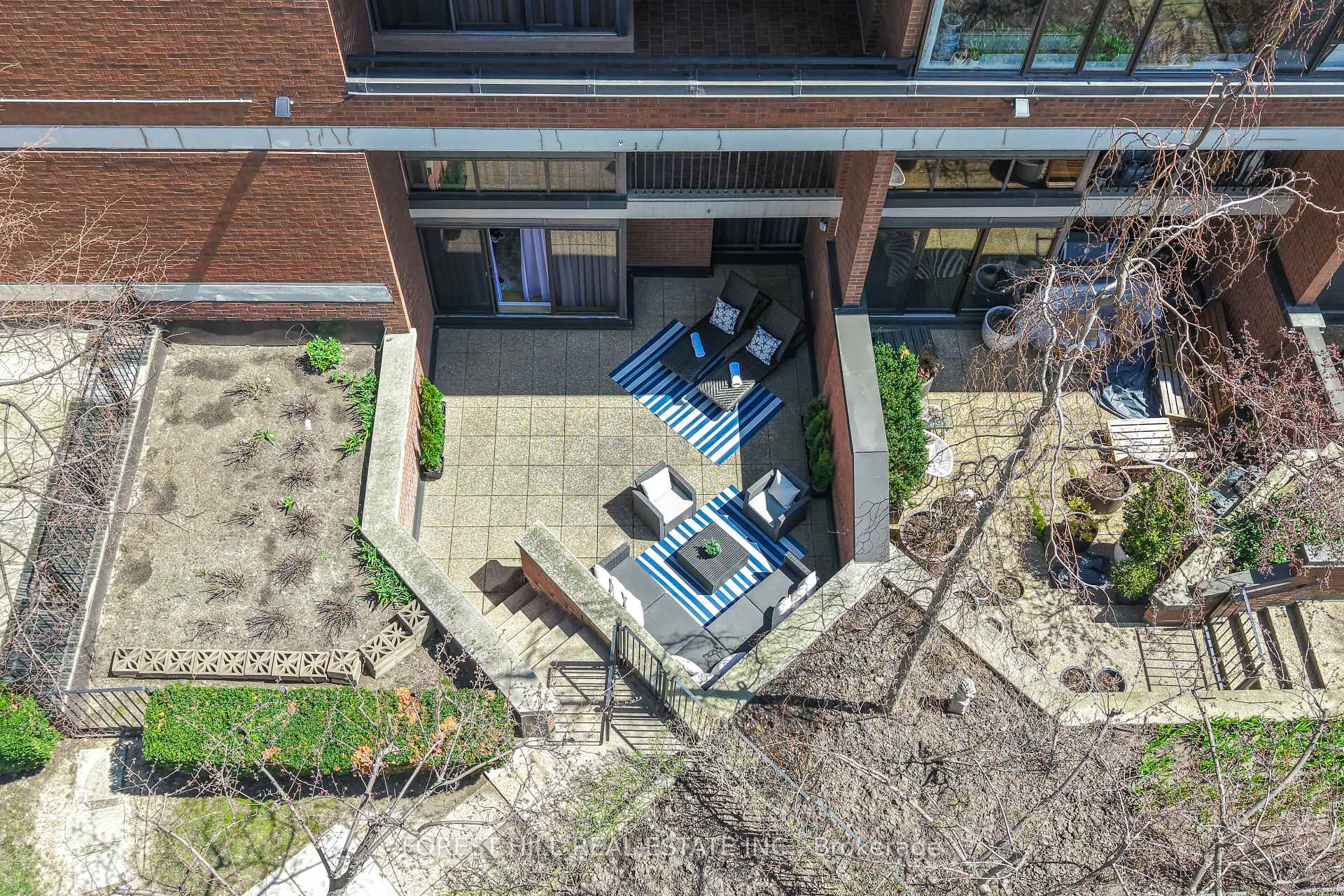 349 St Clair Avenue W 115
