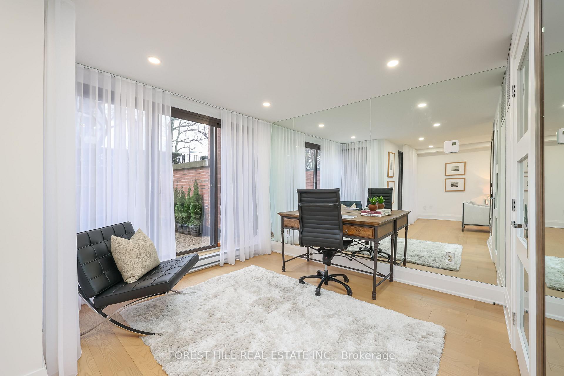 349 St Clair Avenue W 115