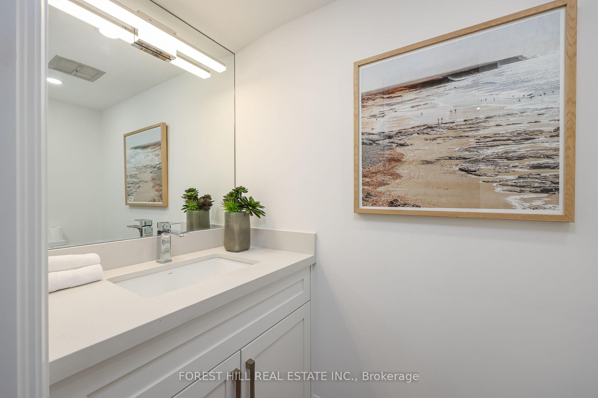 349 St Clair Avenue W 115