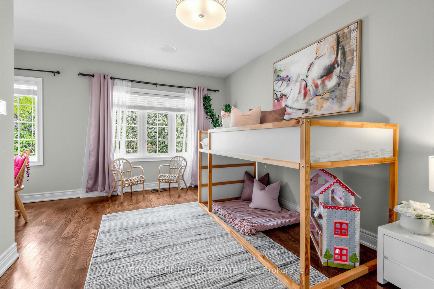 19 Menin Road