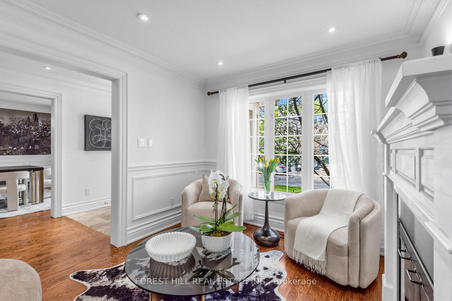 19 Menin Road