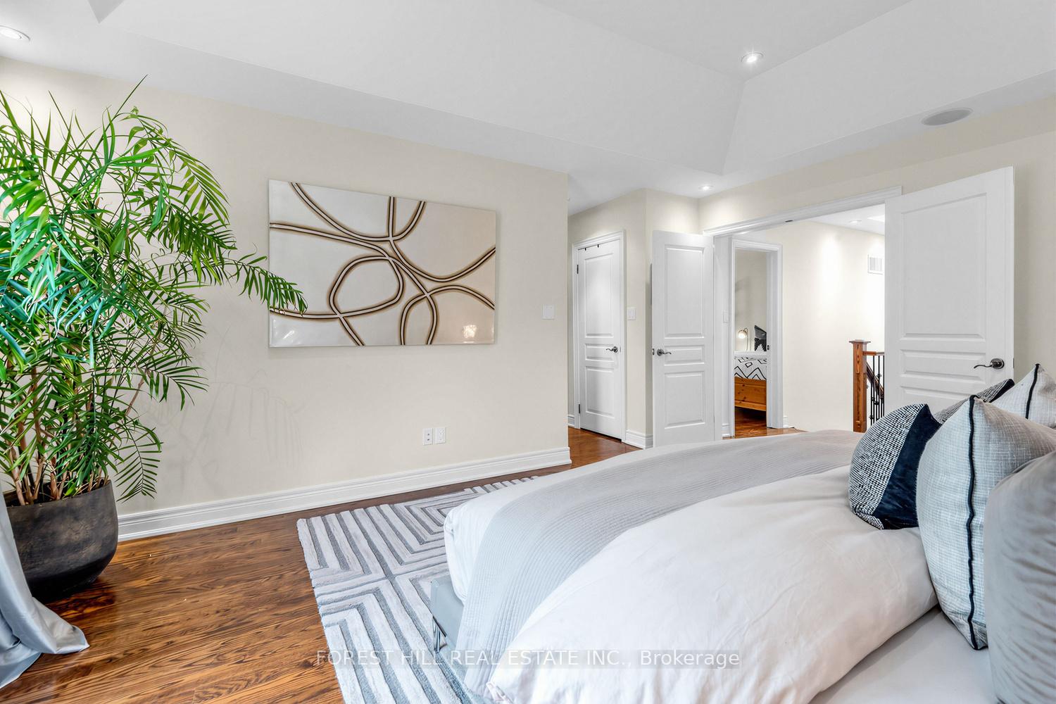 19 Menin Road