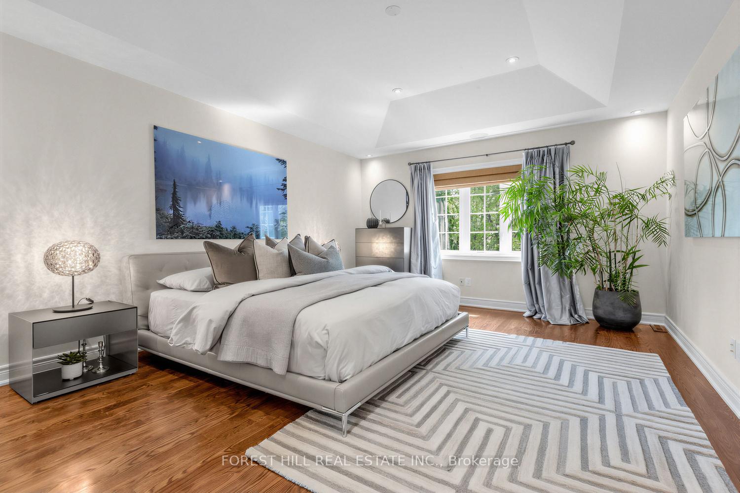 19 Menin Road