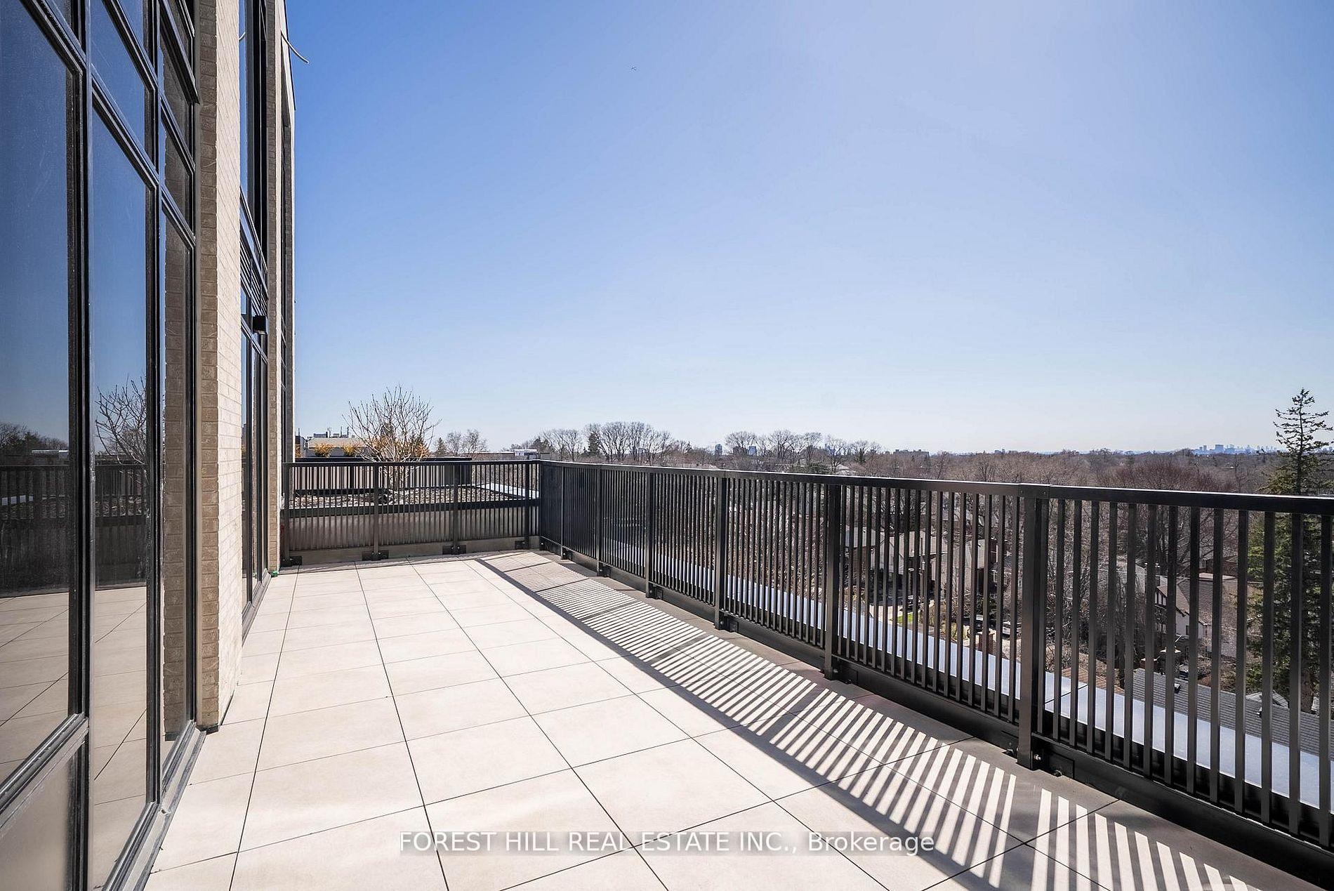 2010 Bathurst Street 6A