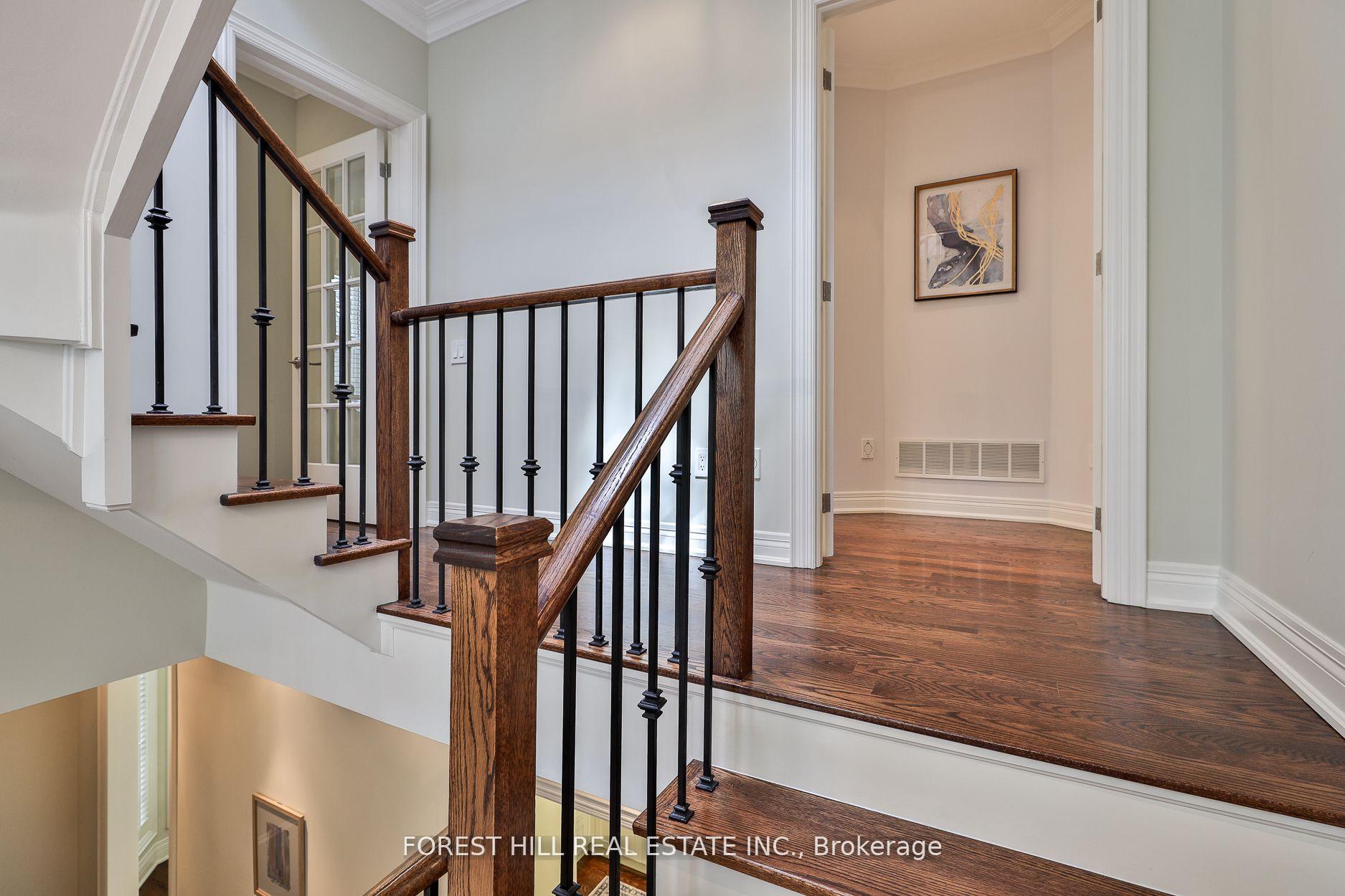 109 Lonsdale Road, Toronto