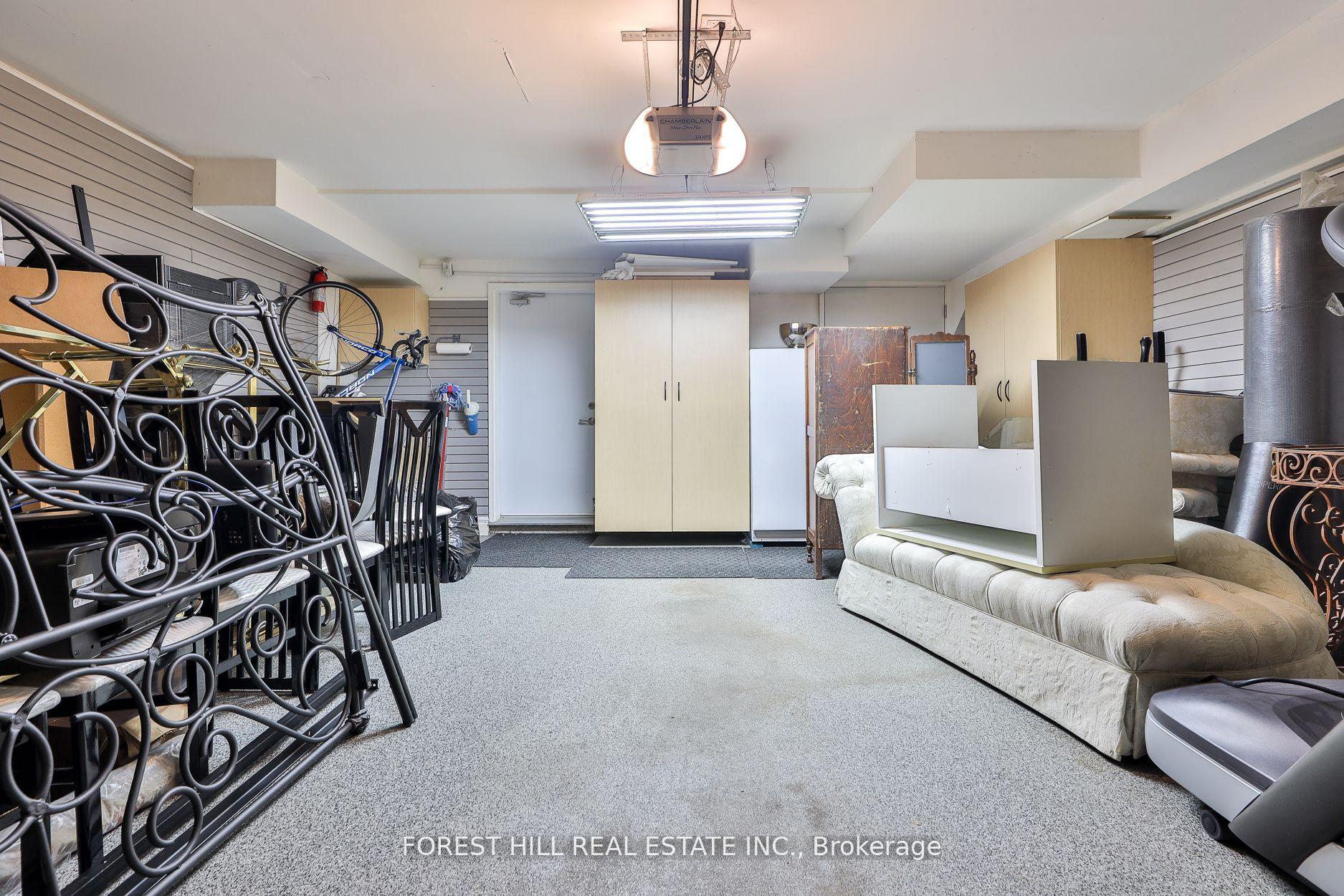 109 Lonsdale Road, Toronto