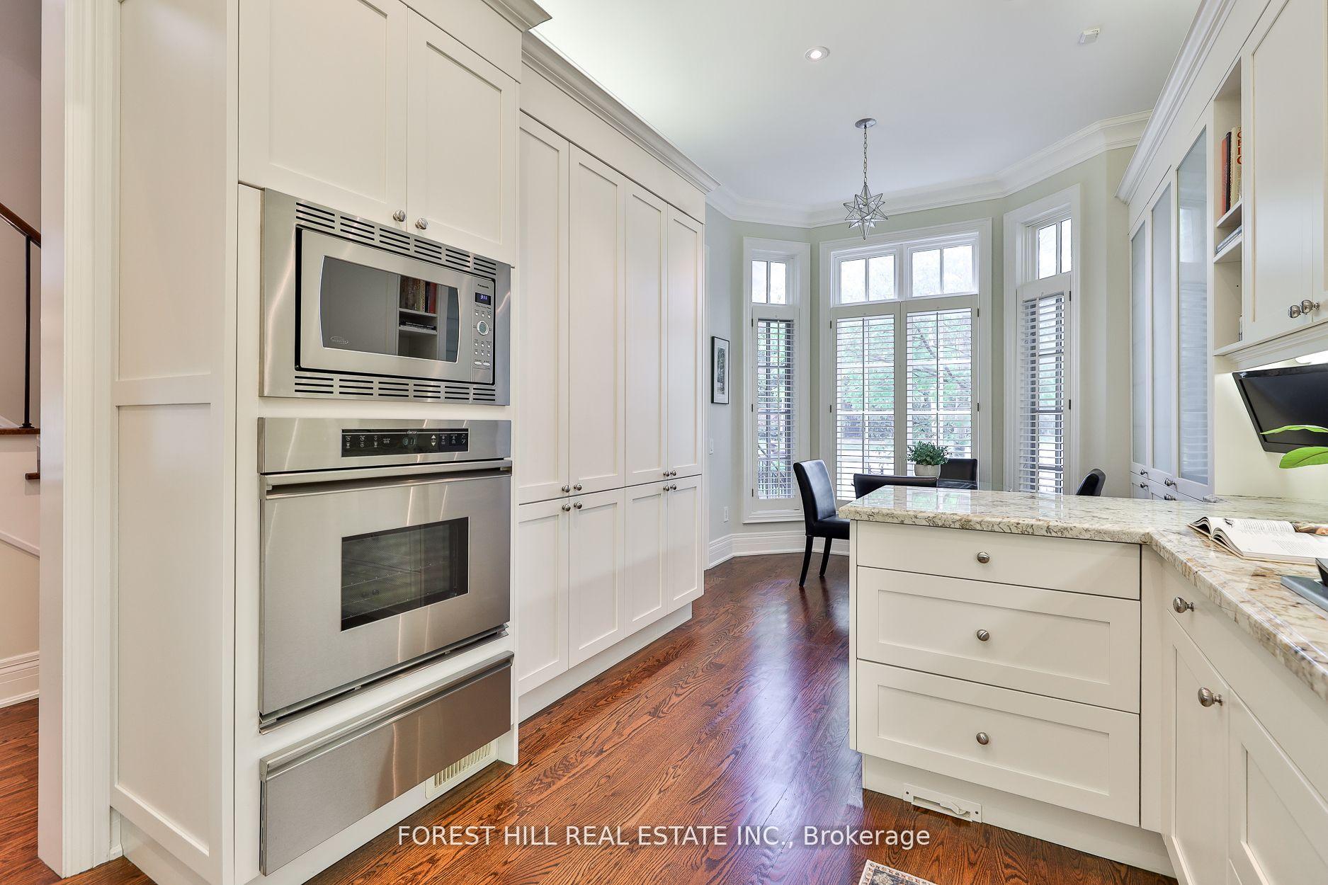 109 Lonsdale Road, Toronto