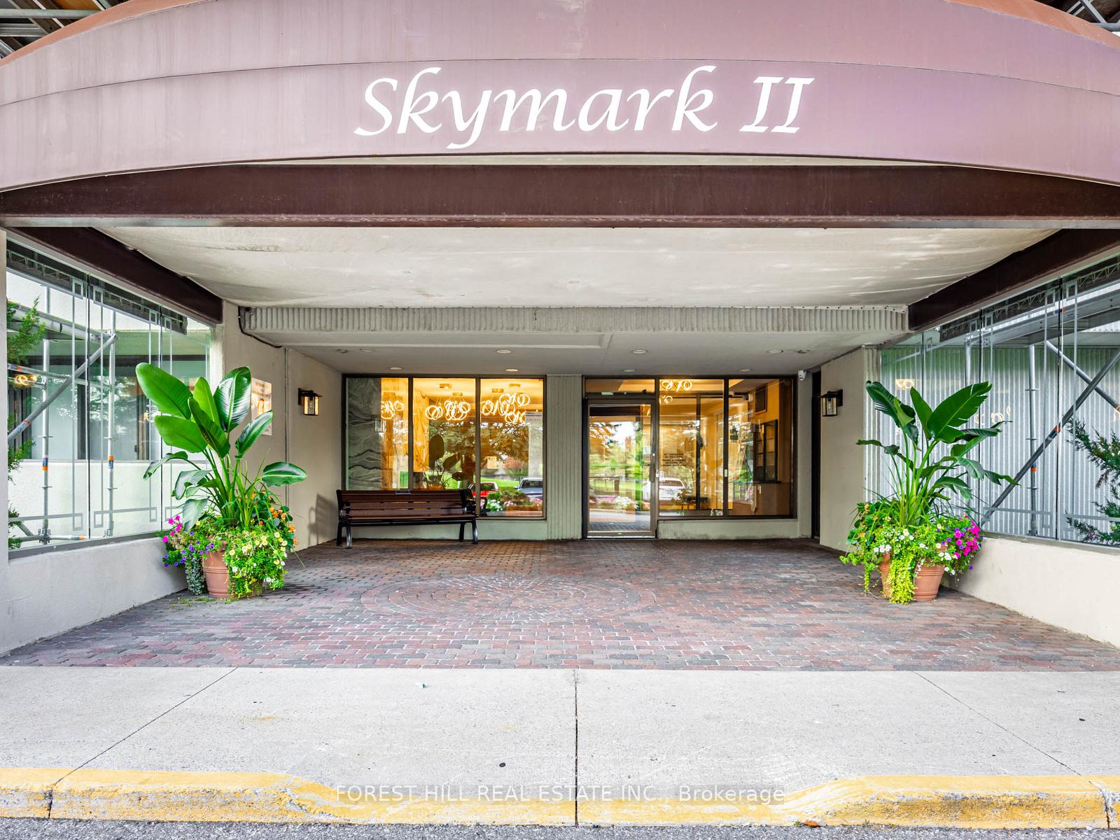 1555 Finch Avenue 703