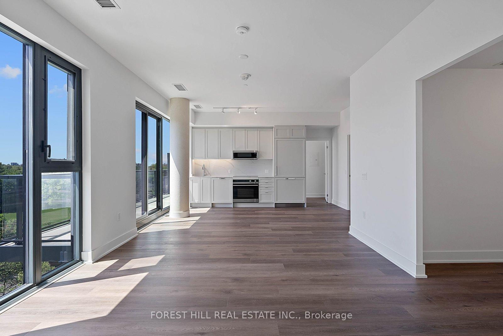 250 Lawrence Avenue W 906