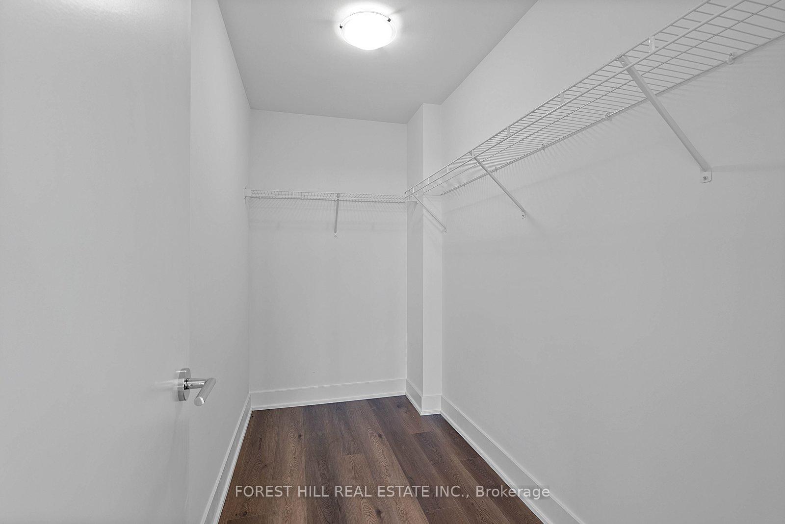 250 Lawrence Avenue W 906
