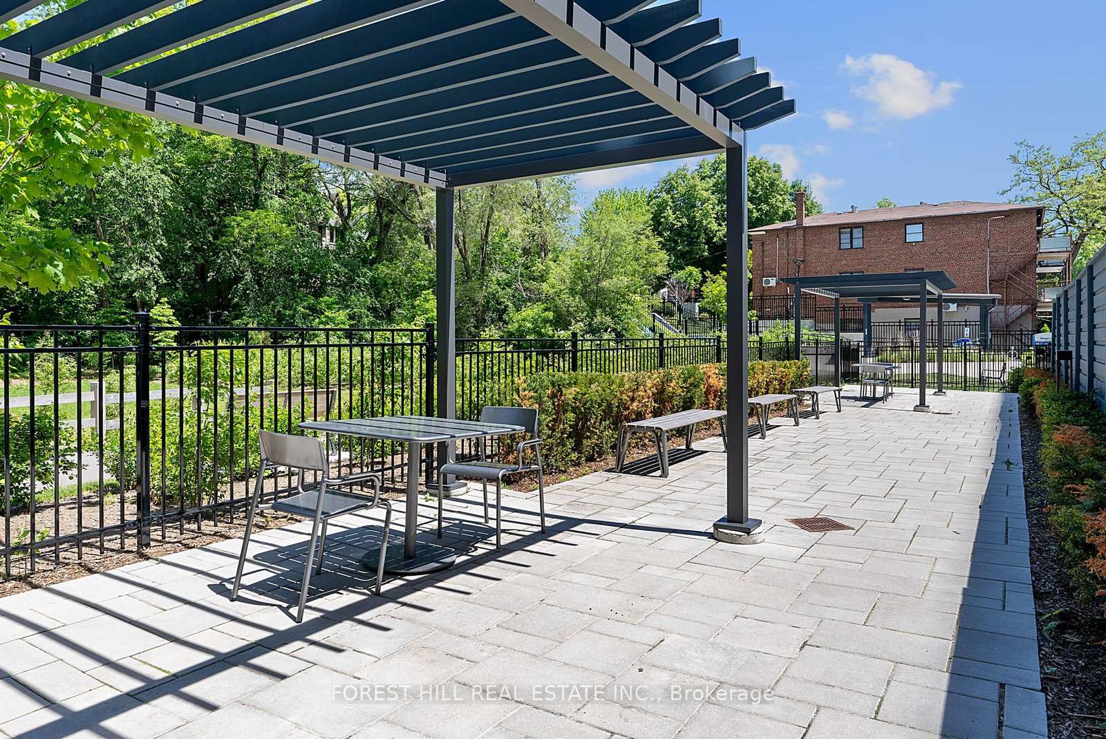 250 Lawrence Avenue W 906