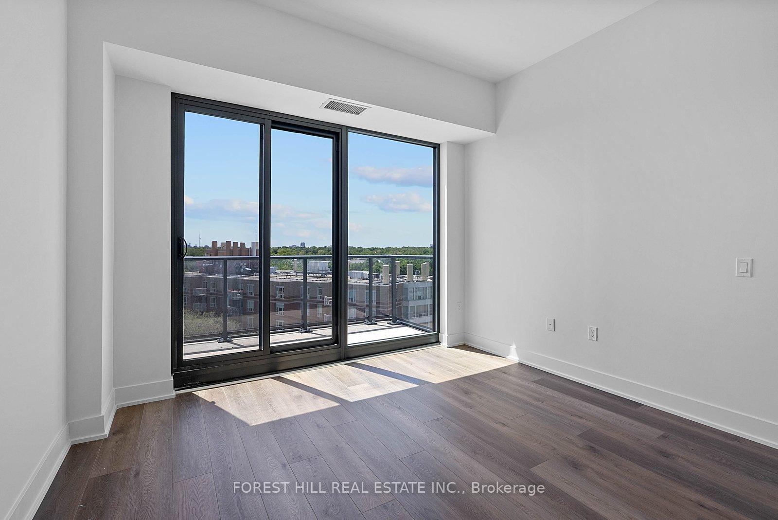 250 Lawrence Avenue W 906