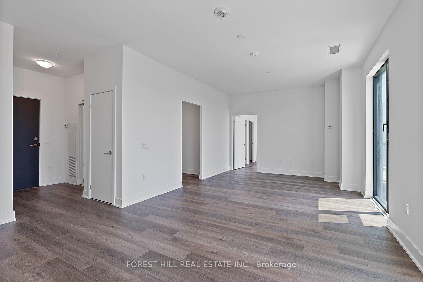 250 Lawrence Avenue W 906