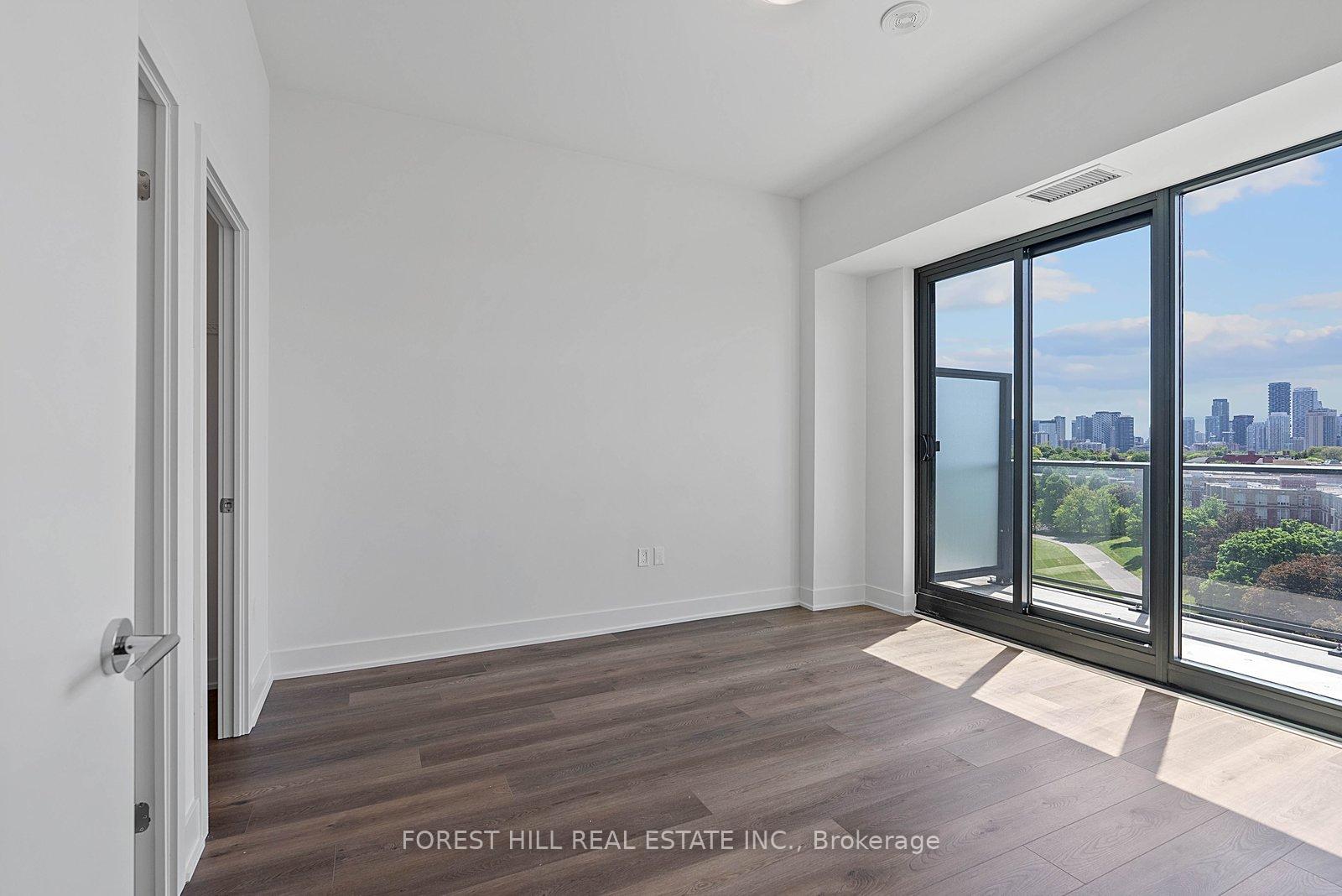 250 Lawrence Avenue W 906