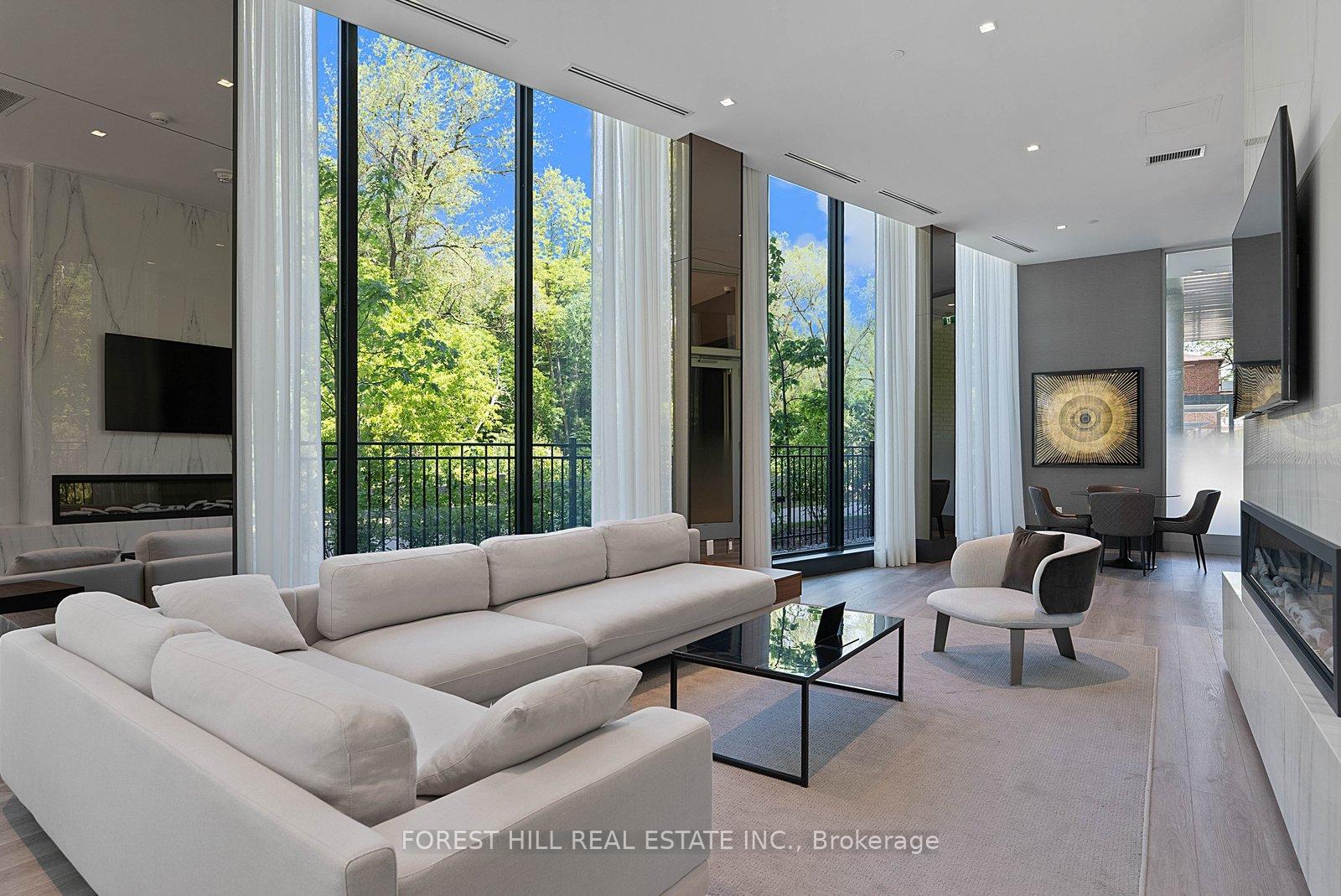 250 Lawrence Avenue W 906