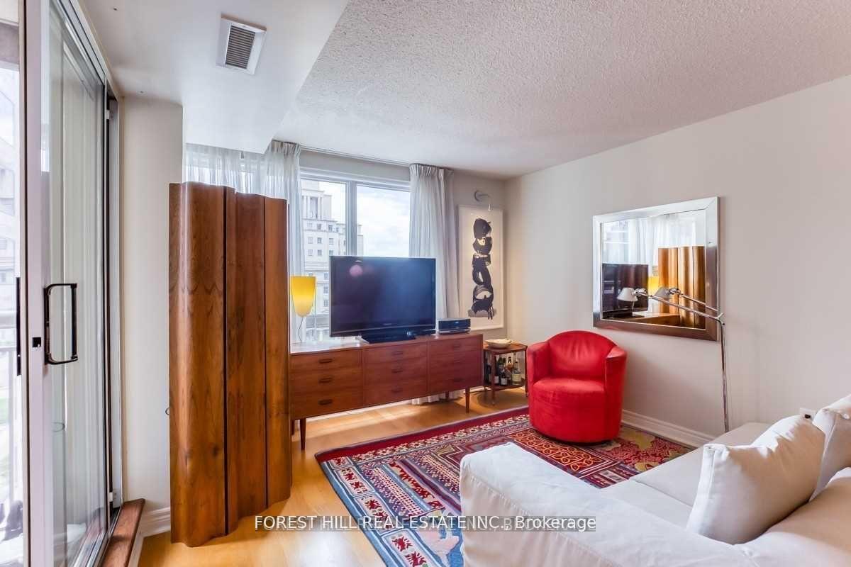 100 Hayden Street 801