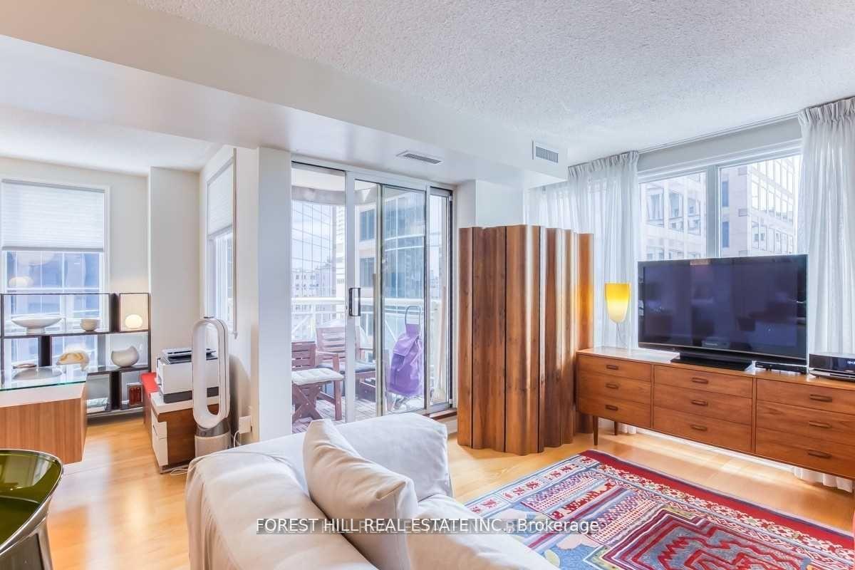 100 Hayden Street 801