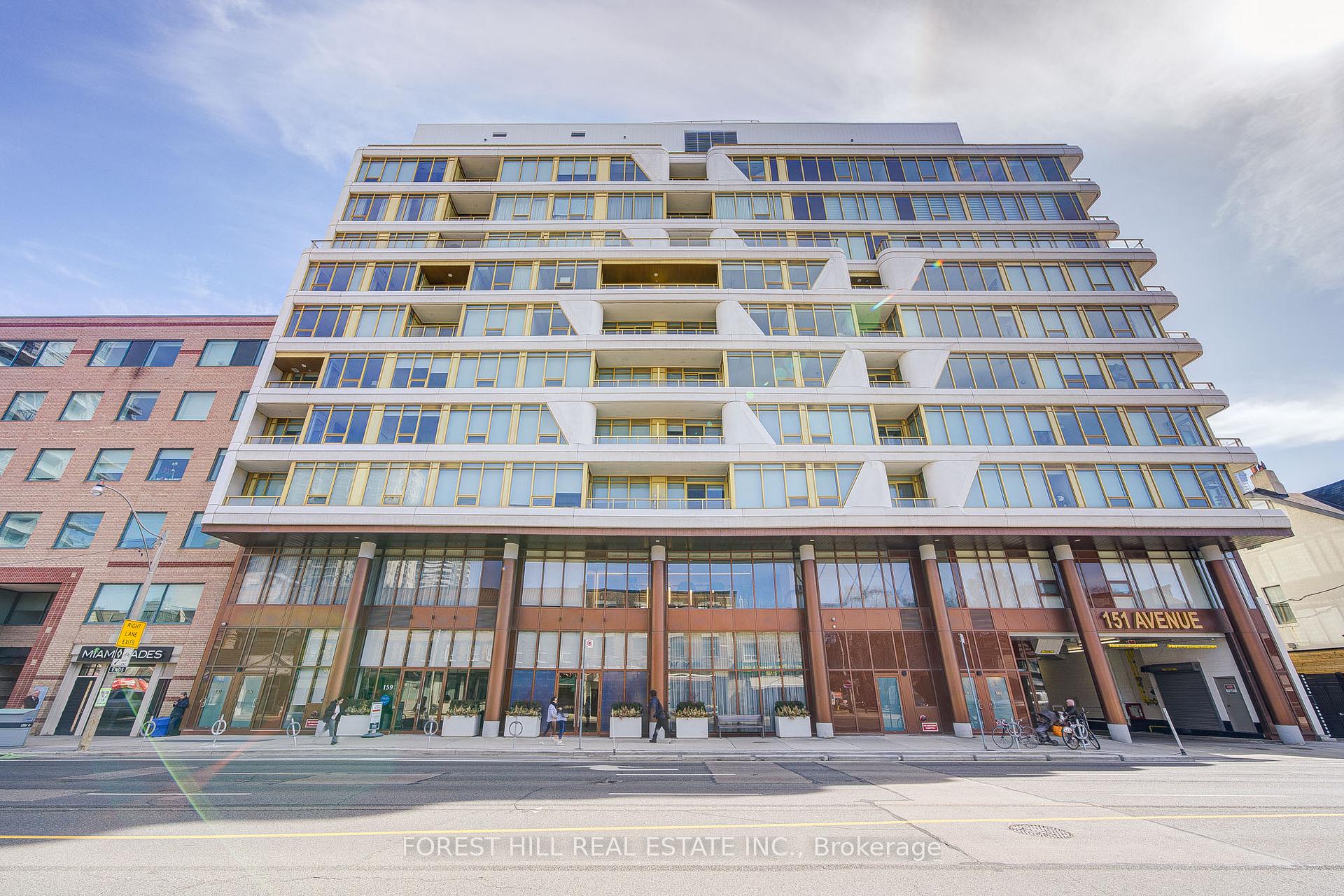 151 Avenue Road 204