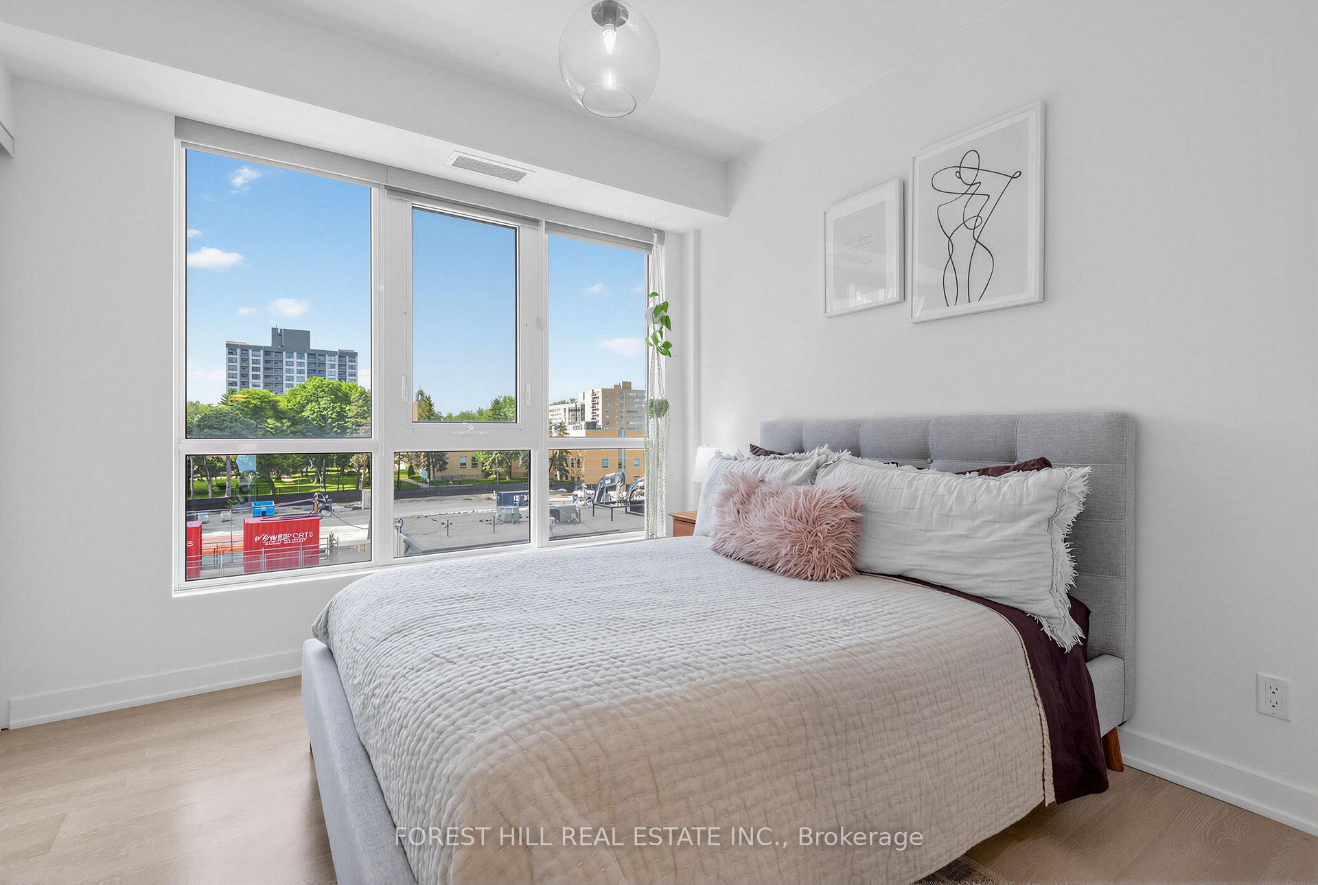 501 St Clair Avenue W 326