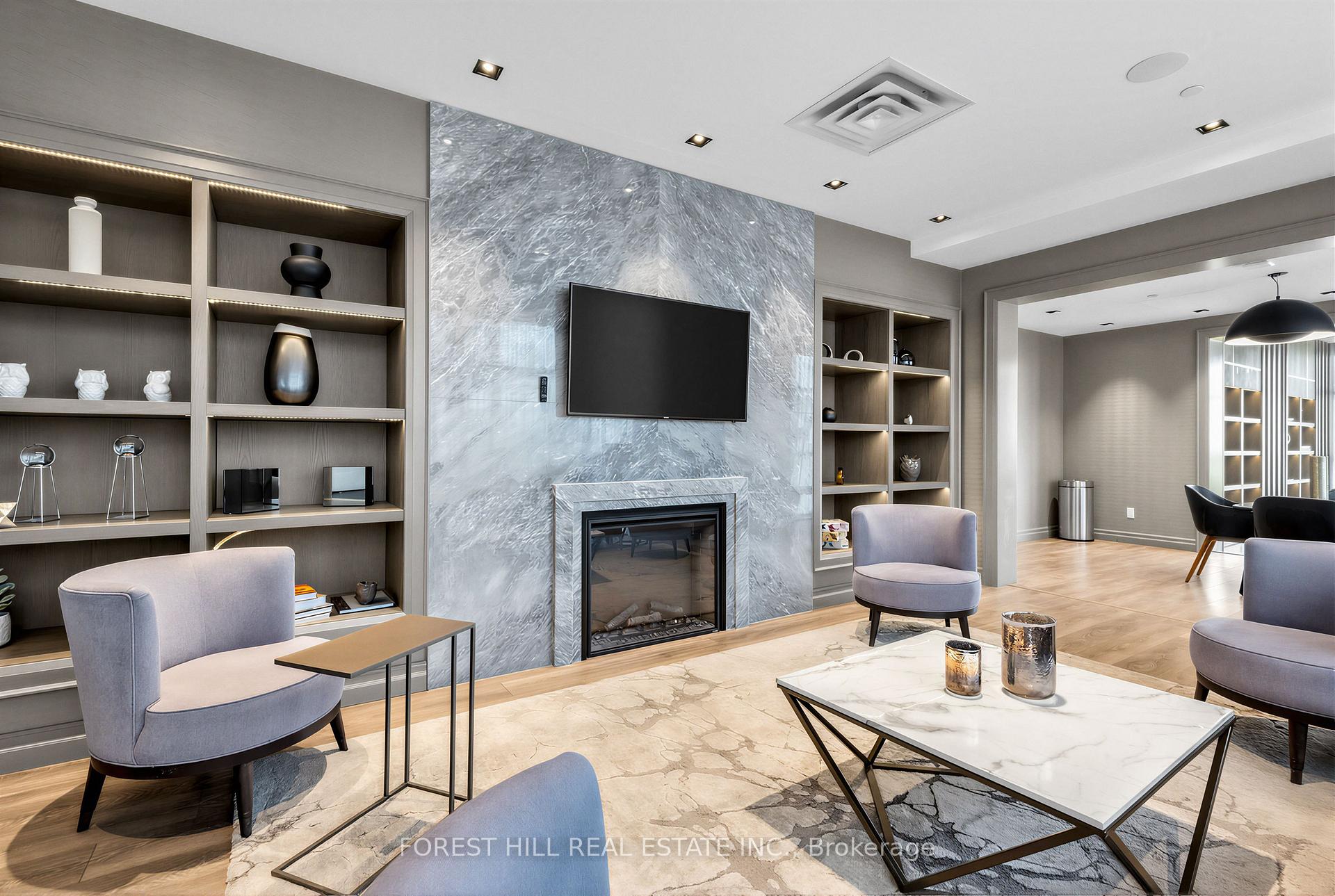 501 St Clair Avenue W 326