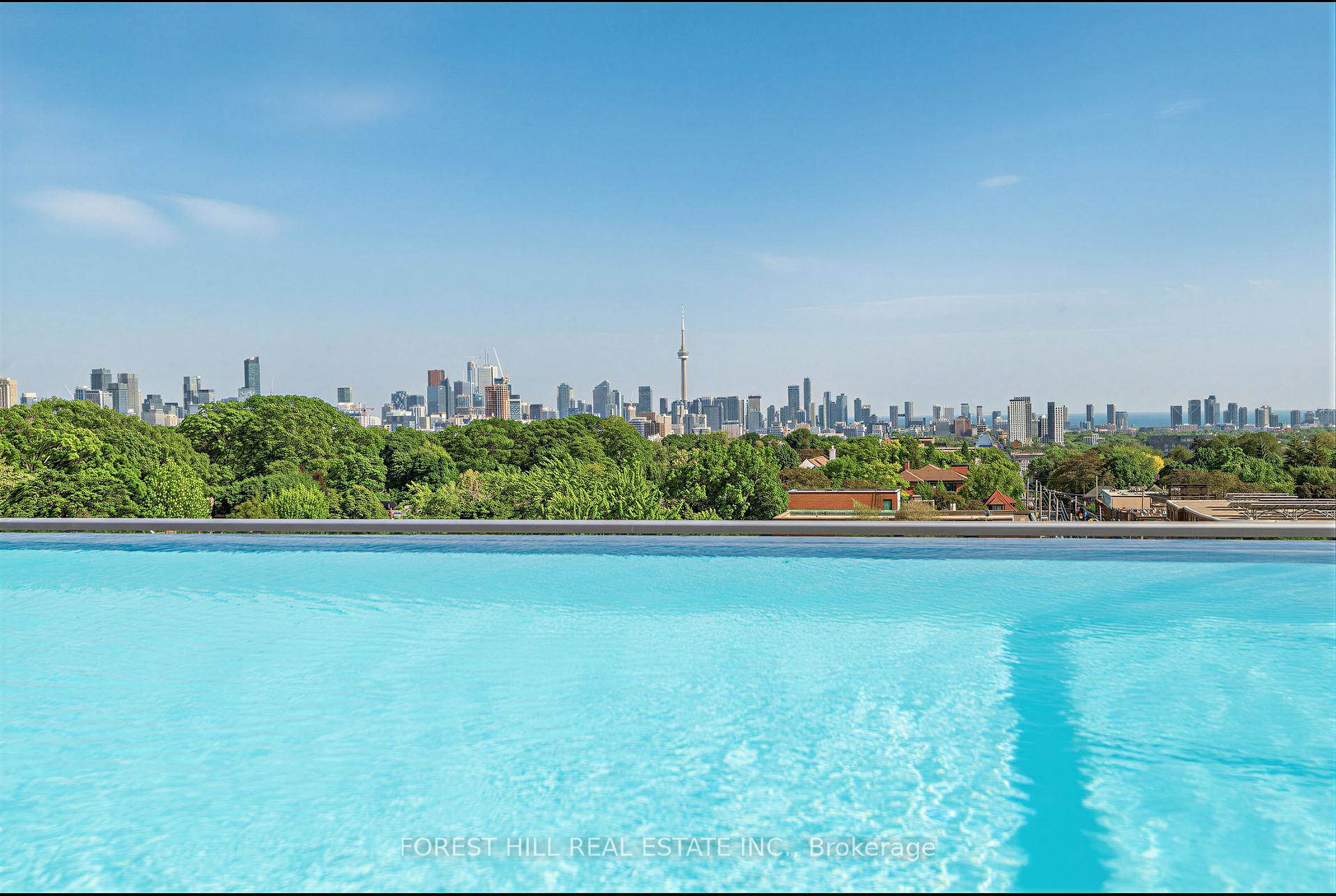 501 St Clair Avenue W 326