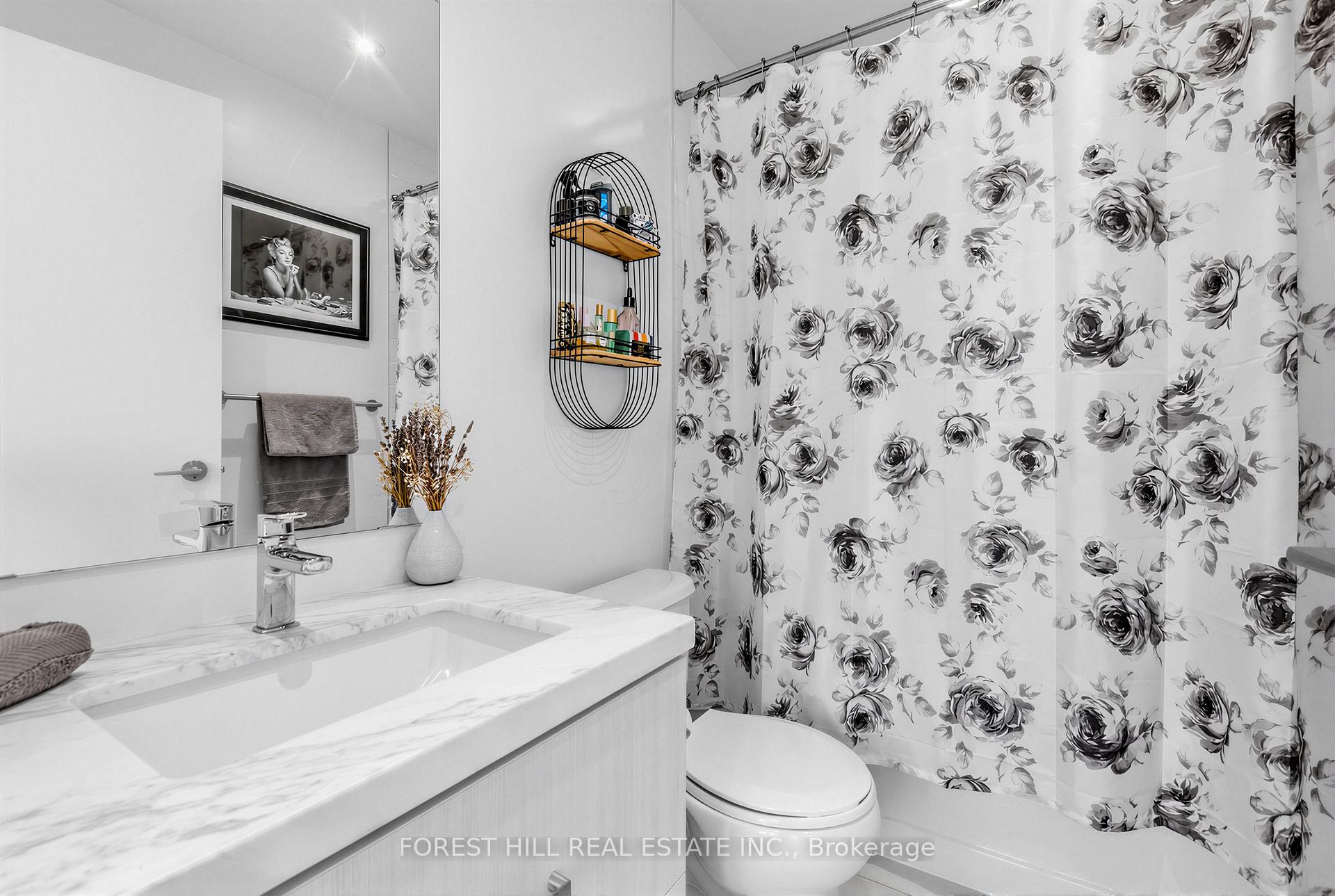 501 St Clair Avenue W 326
