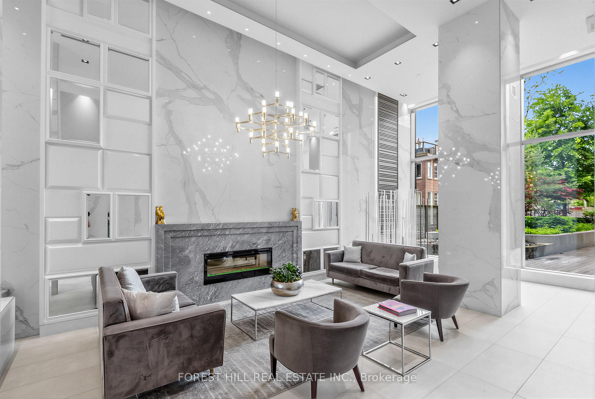 501 St Clair Avenue W 326