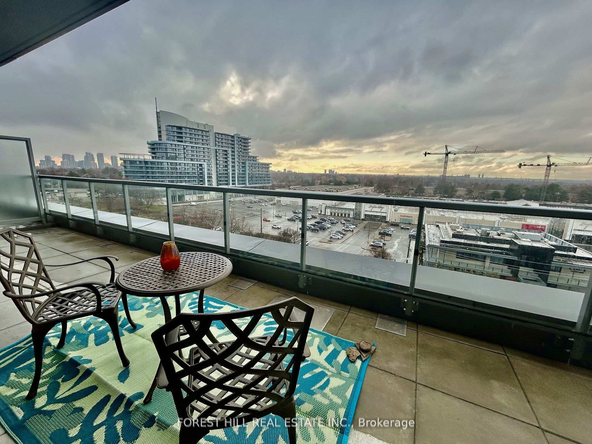 7 Kenaston Garden 716