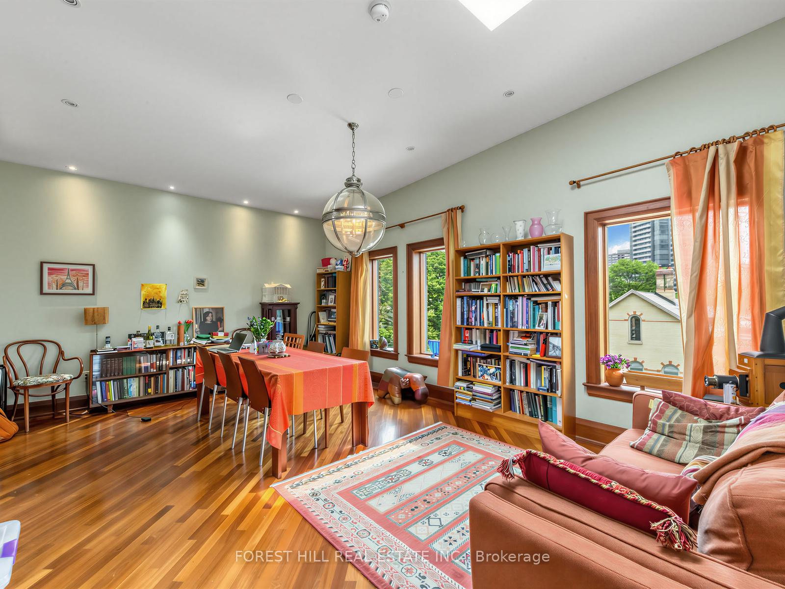 40 Hazelton Avenue PH10