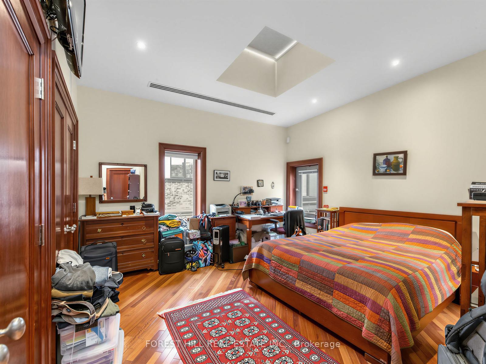 40 Hazelton Avenue PH10