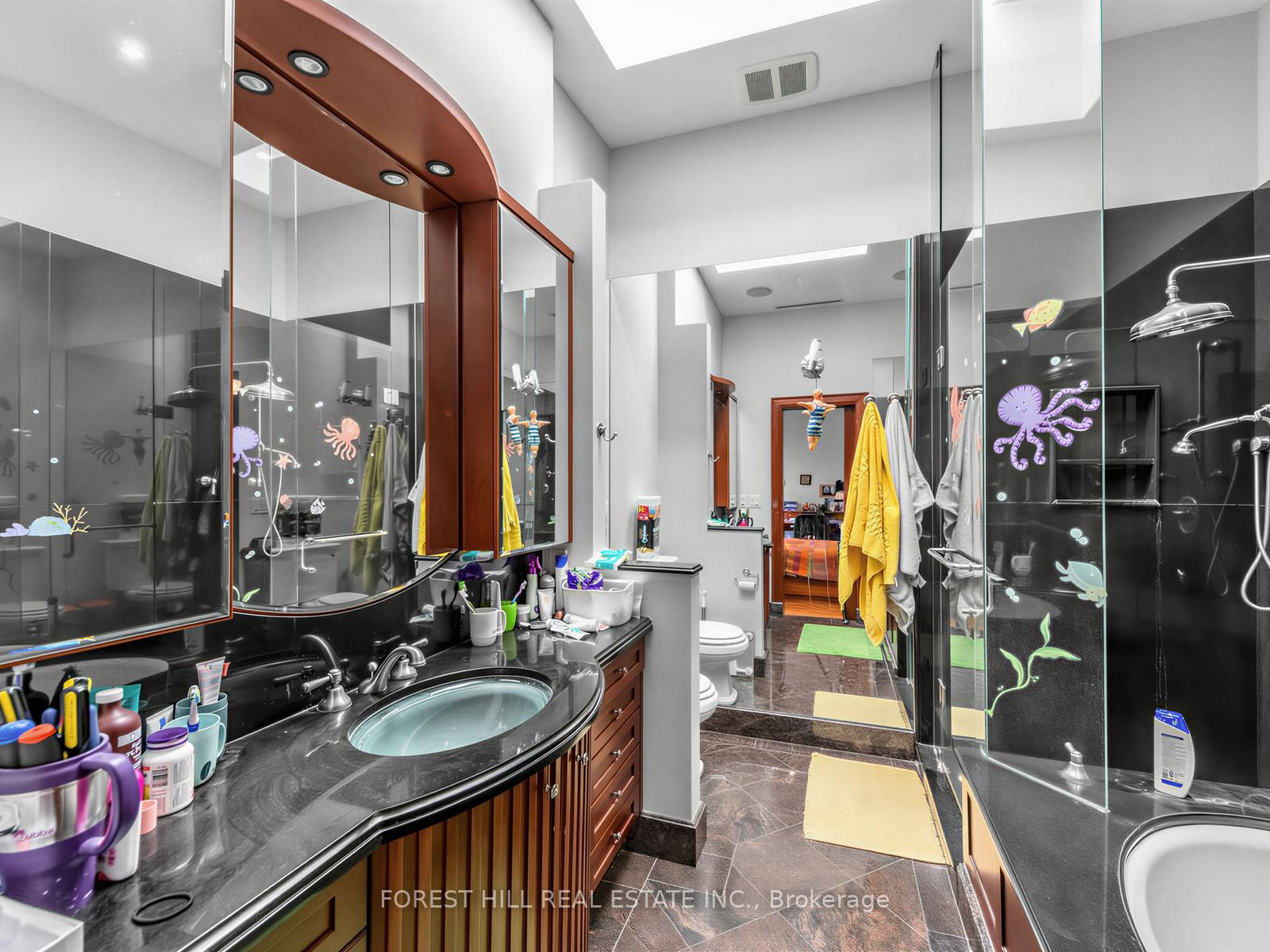 40 Hazelton Avenue PH10