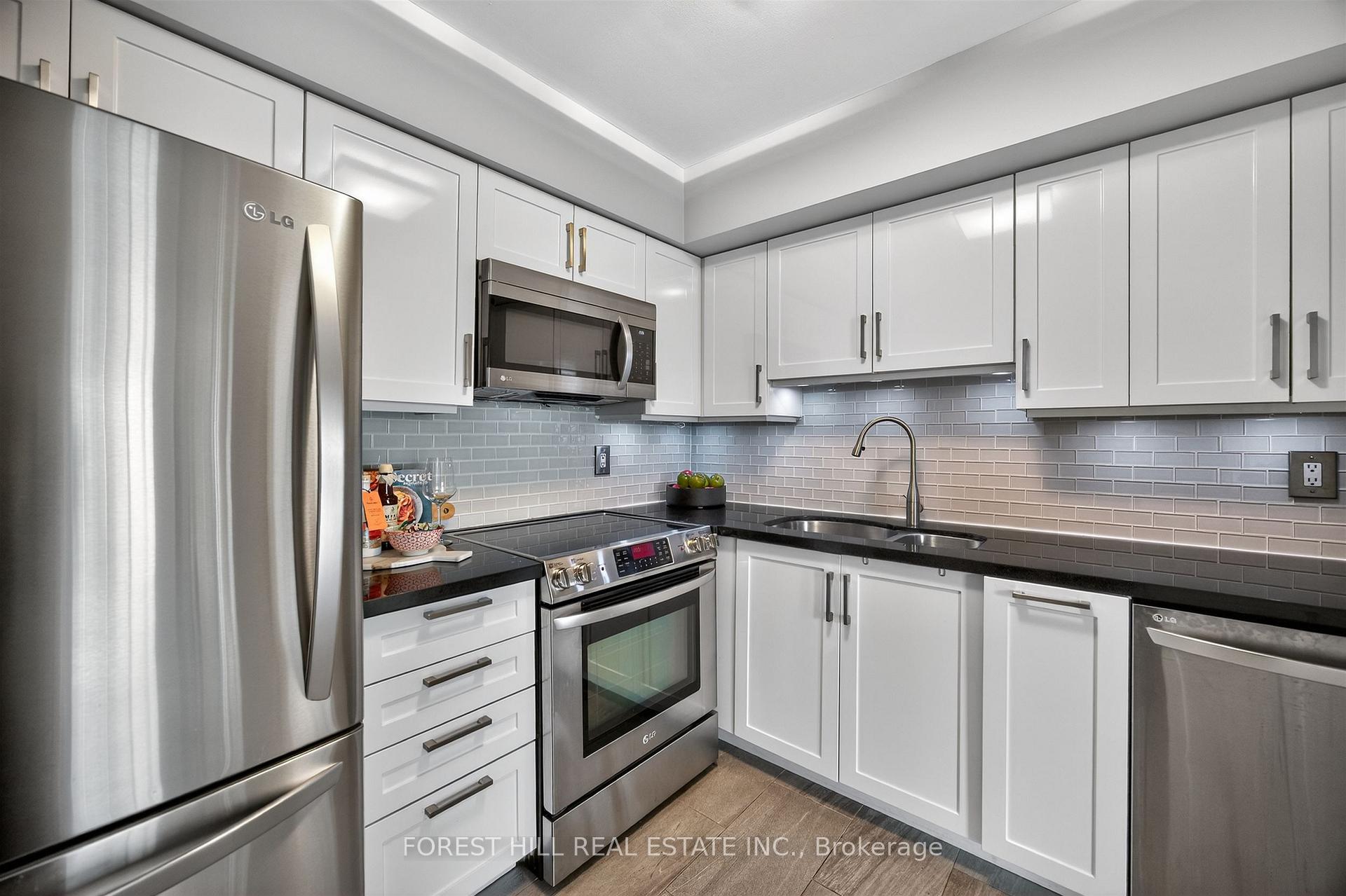 298 Jarvis Street PH 3